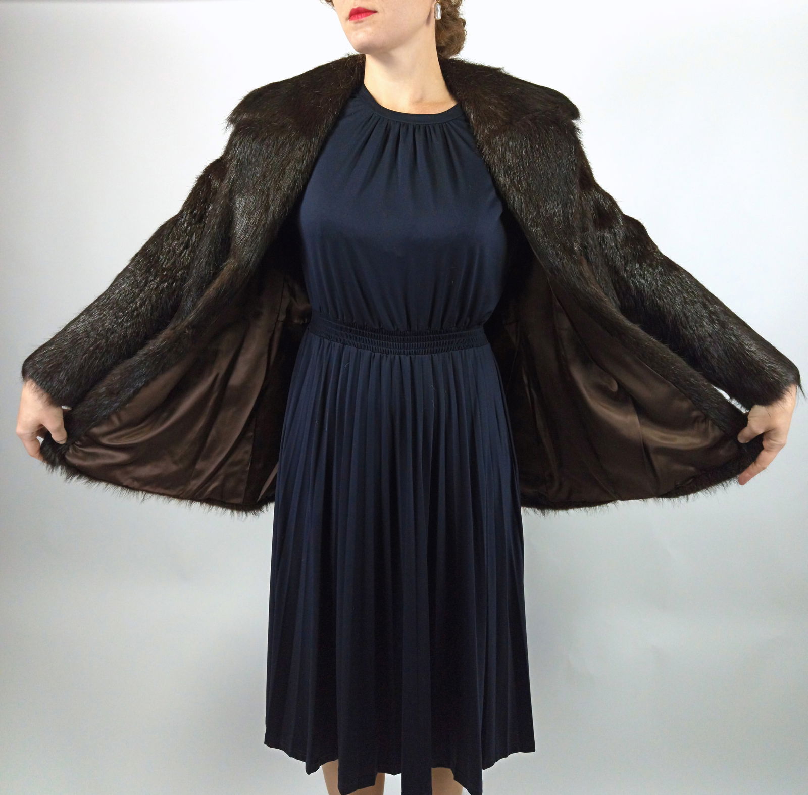 BROWN BEAVER FUR JACKET EU: M ; US: 12 - 7