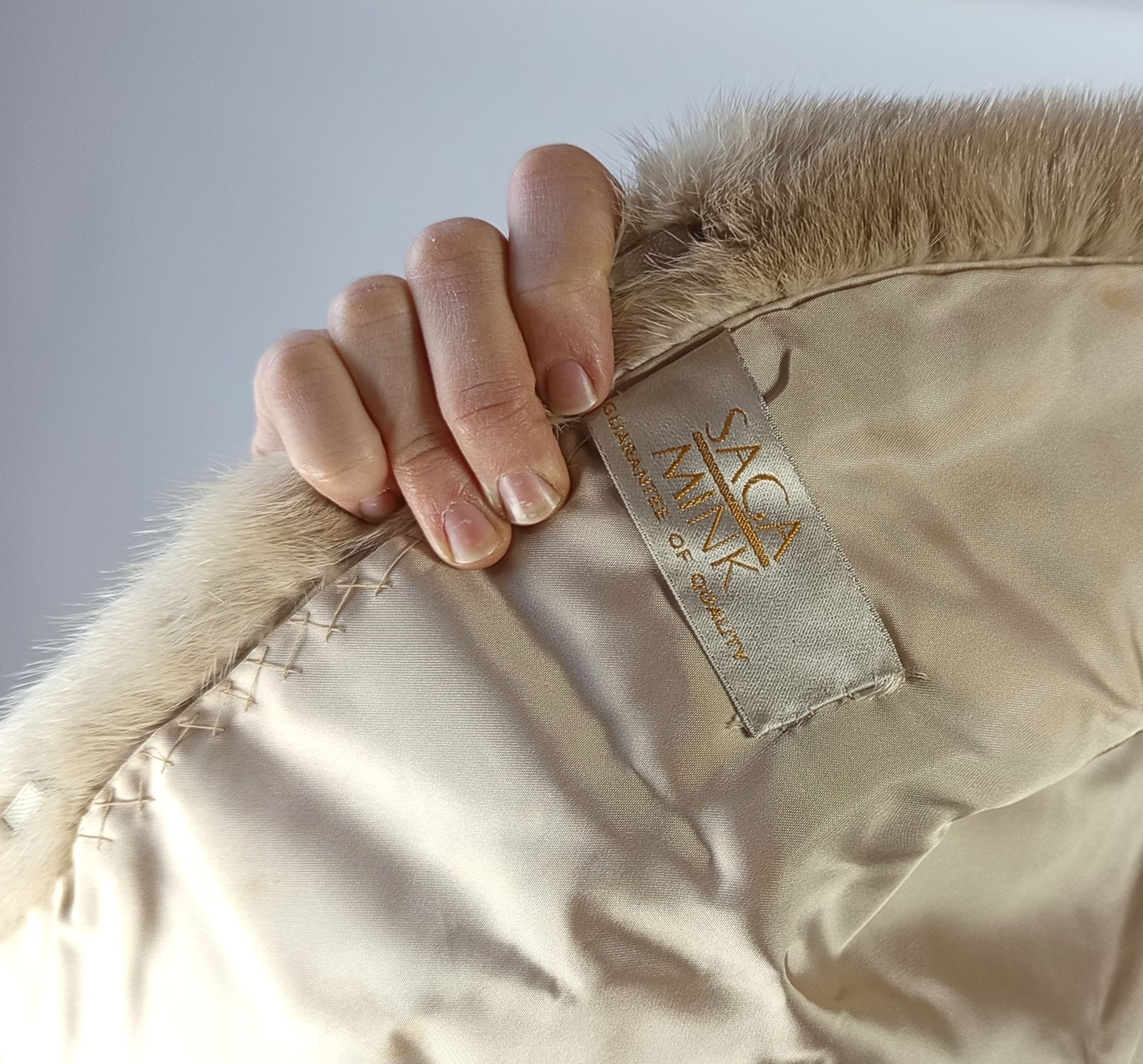SAGA WHITE/CREAM MINK FUR JACKET EU: L - US:16 - 8