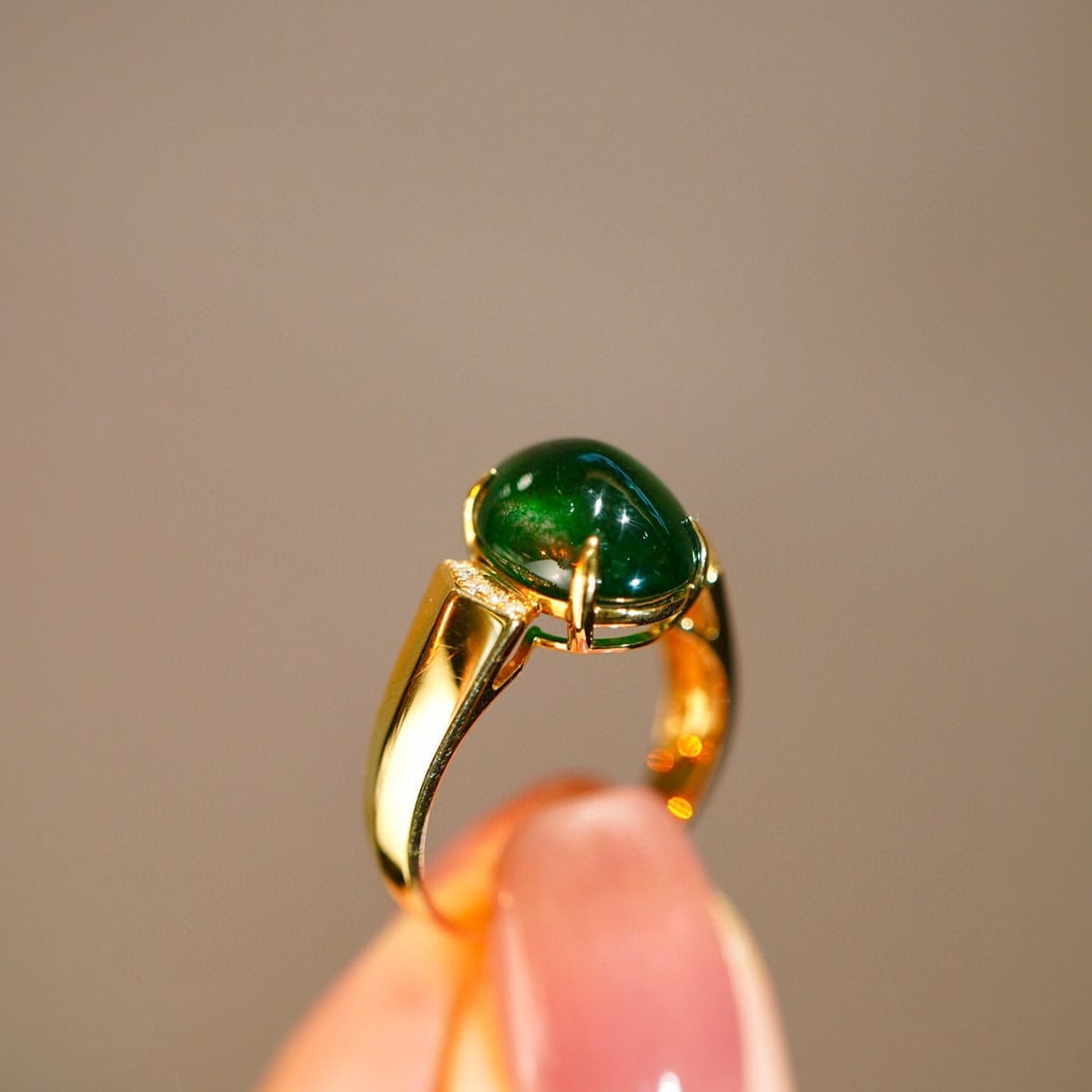 14K GOLD 4.9 CT VIVID GREEN NATURAL EMERALD & DIAMOND RING - 5