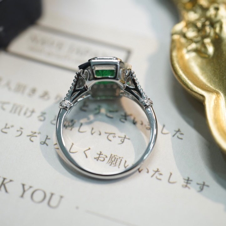 14K GOLD 1.5 CT VIVID GREEN NATURAL EMERALD & DIAMOND RING - 7