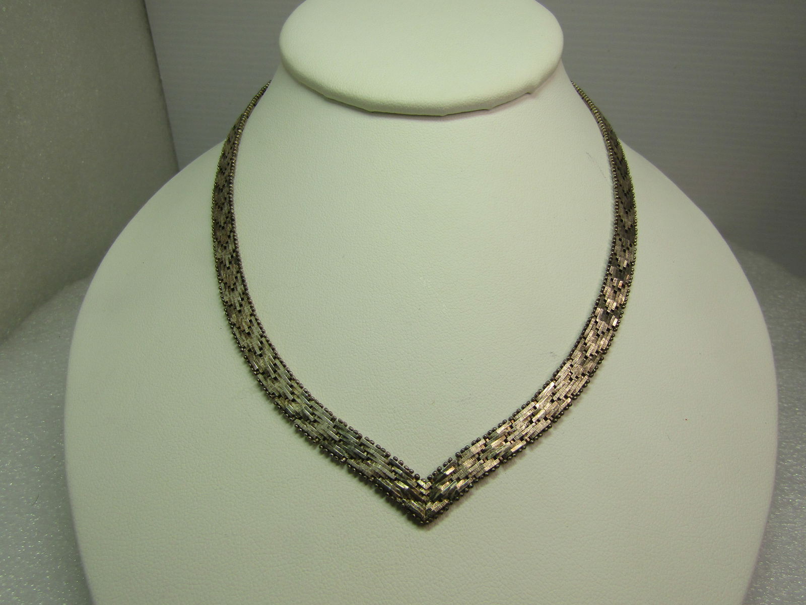 Vintage 14kt & 10kt Yellow Topaz Heart Necklace, 20" 1970's-1980's: Title:Vintage 14kt & 10kt Yellow Topaz Heart Necklace, 20" 1970's-1980's Description:Vintage 14kt & 10kt Yellow Topaz Heart Necklace, 20" 1970's-1980's. The chain is 14kt marked and tests with an appx