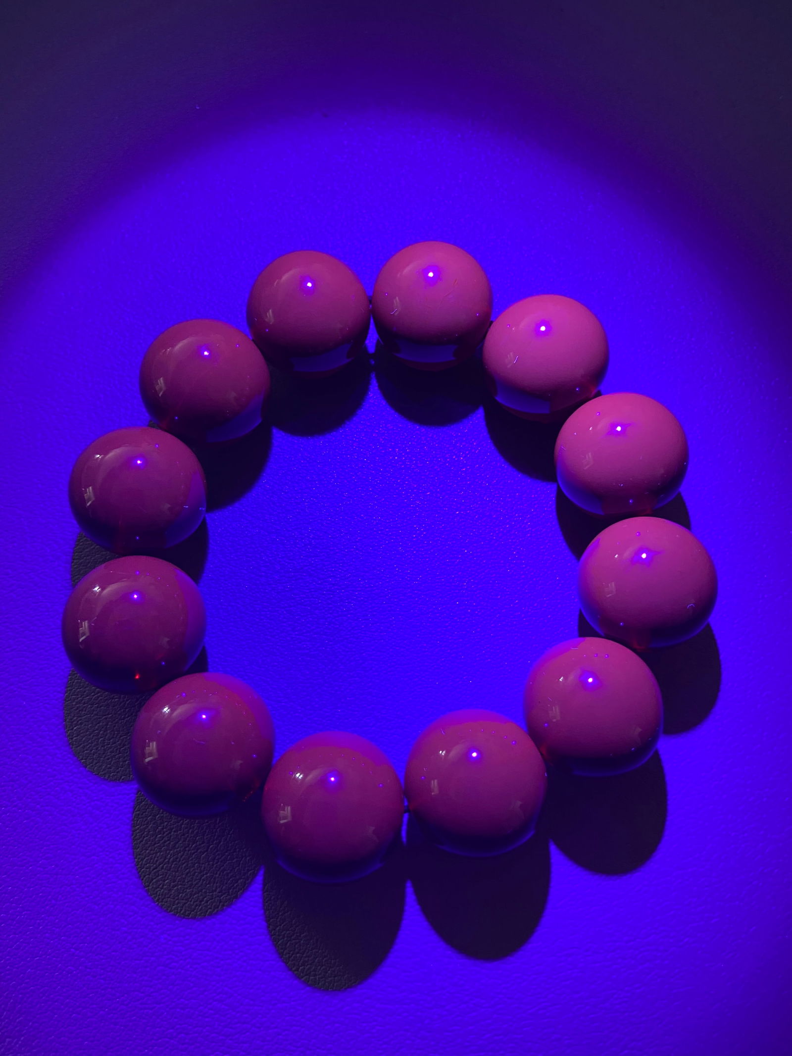 20mm Vintage Cherry Amber-like Beads Elastic Bracelet - 6