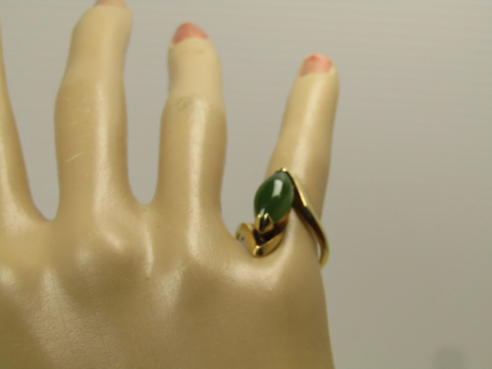 Vintage 10kt Jade.Nephrite Ring, Bypass, Sz. 5.5, Signed JQ, 1970's-1980's - 6