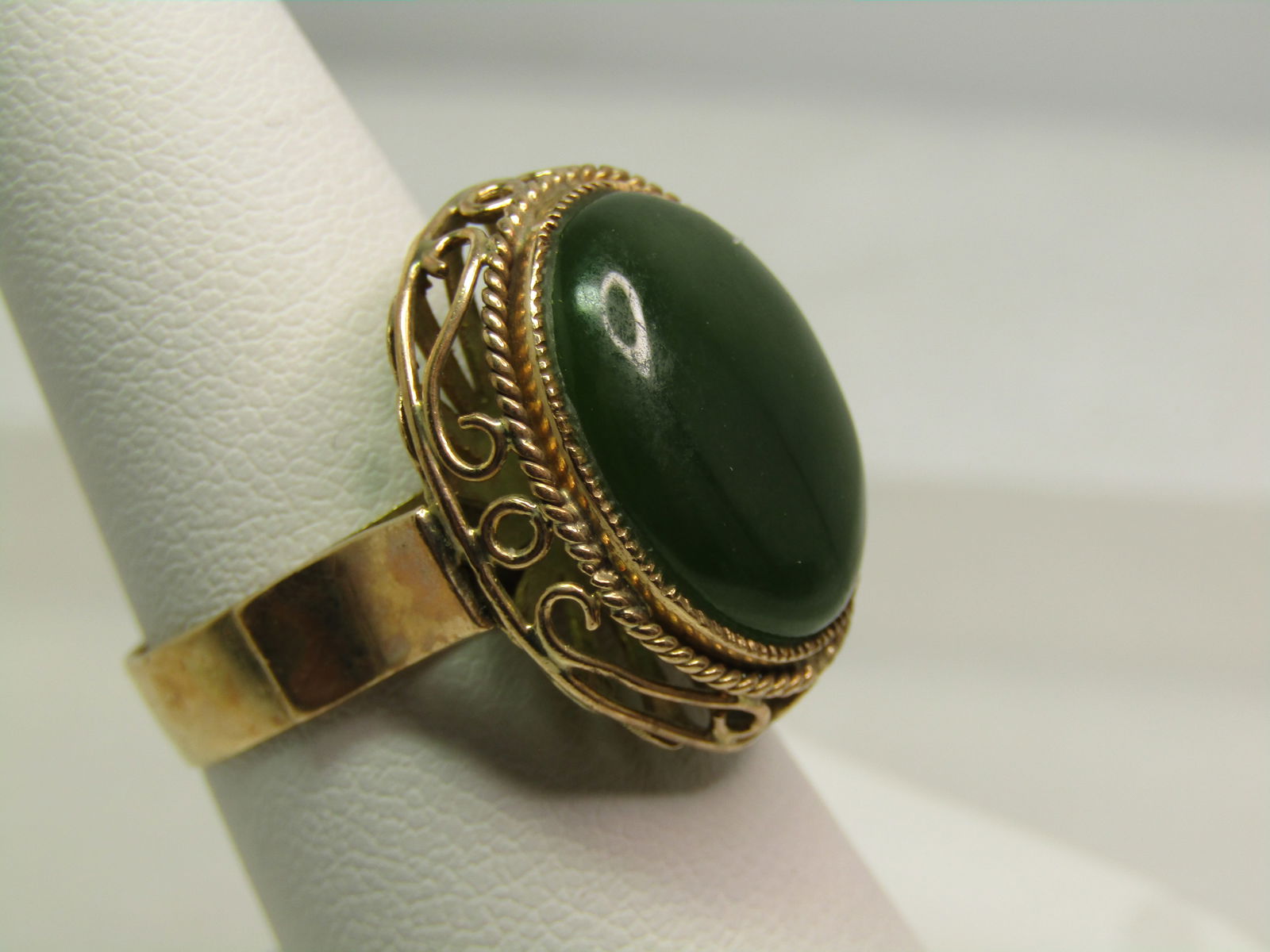 Vintage 14kt Nephrite/Jade Ring, Sz. 7.75, Wide Band, 1940's-1960's - 2