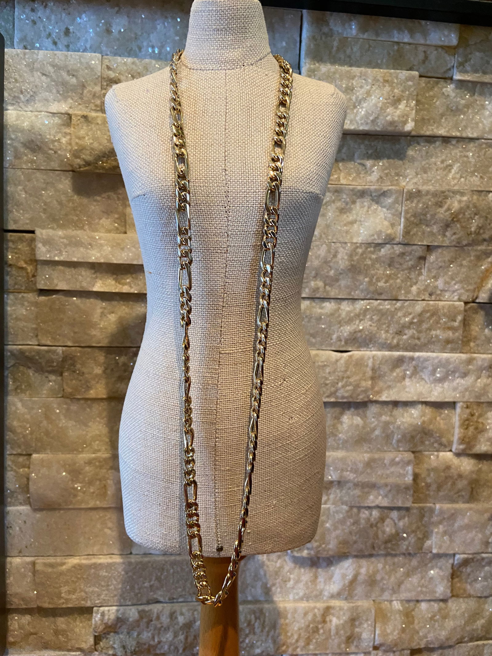 The Dante 24kt gold-plated Vintage Figaro chain necklace: Title:The Dante 24kt gold-plated Vintage Figaro chain necklaceDescription:The Dante 24kt gold-plated necklace will bring old-world mystery to everyday looks, inspired by the cantos and adventures