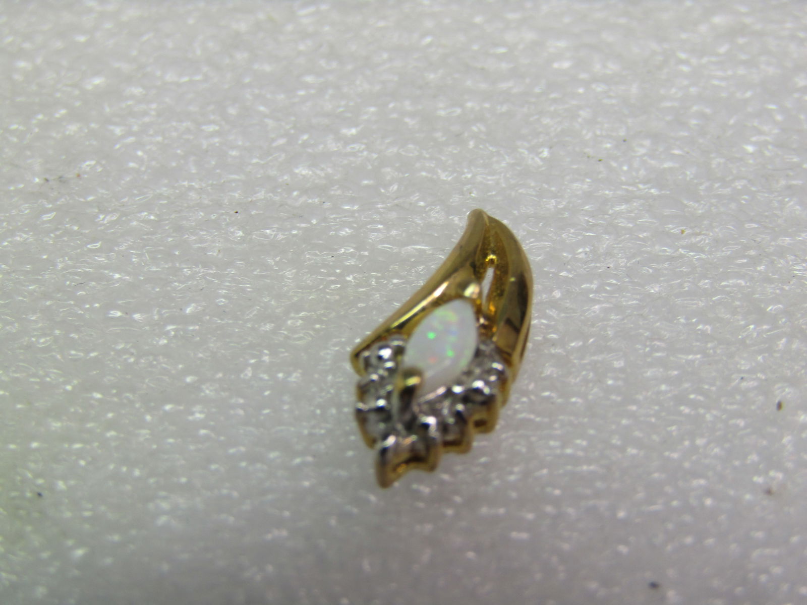 Vintage 10kt Opal Diamond Pendant, 1980's - 6