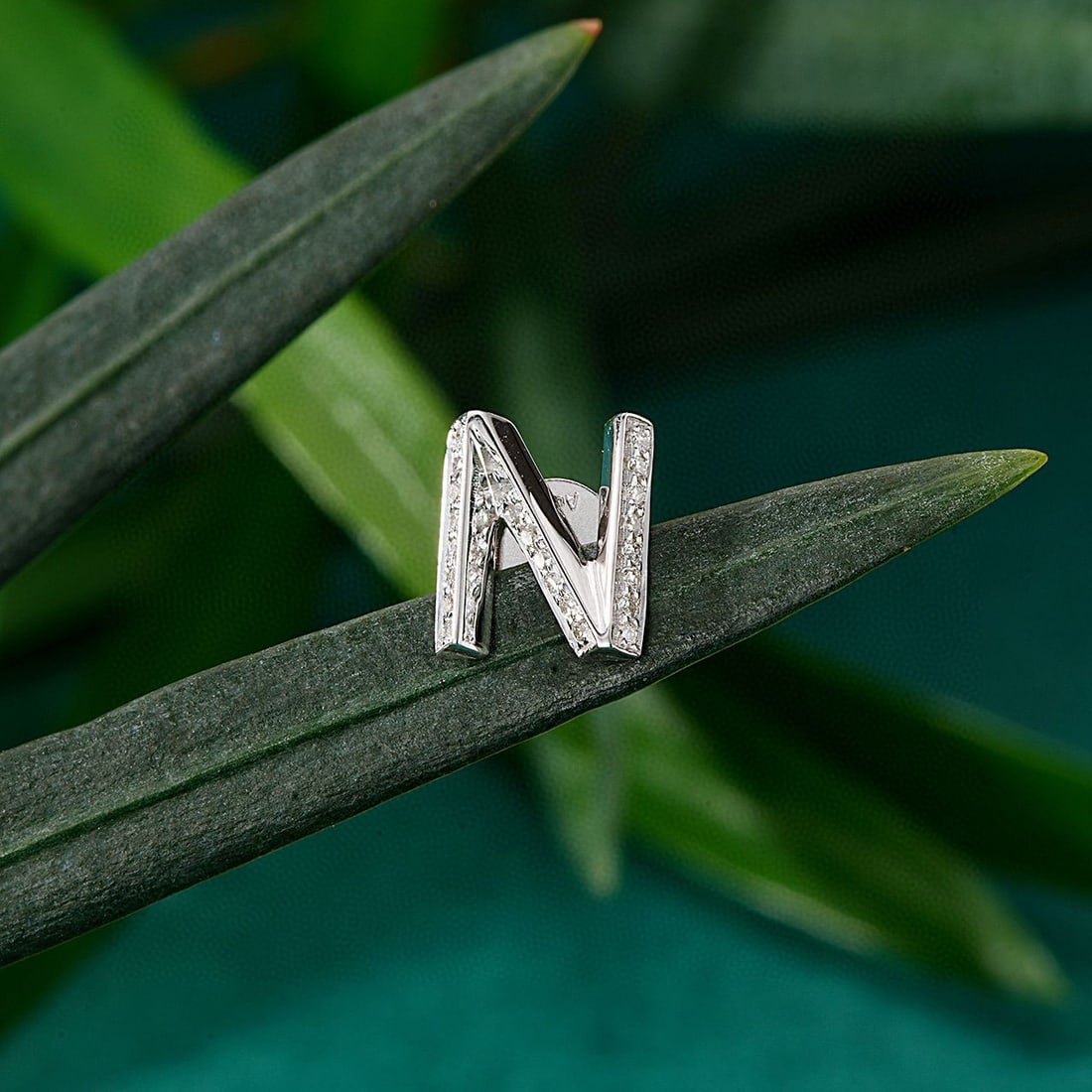 14K GOLD 0.06 CT NATURAL H DIAMOND EARRINGS - 3