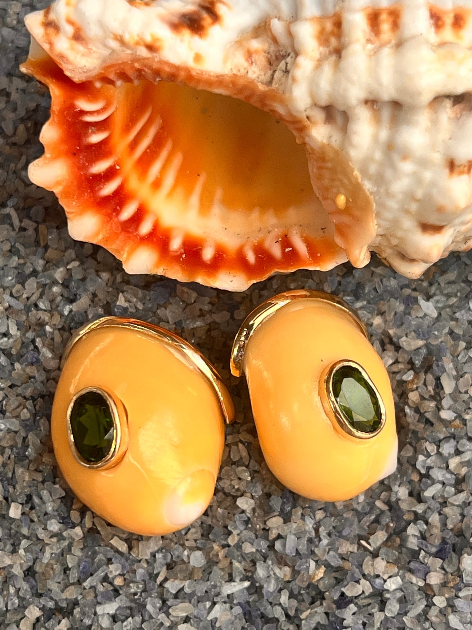 10-karat Gold Nerite Earrings with Tsavorite Garnet - 2