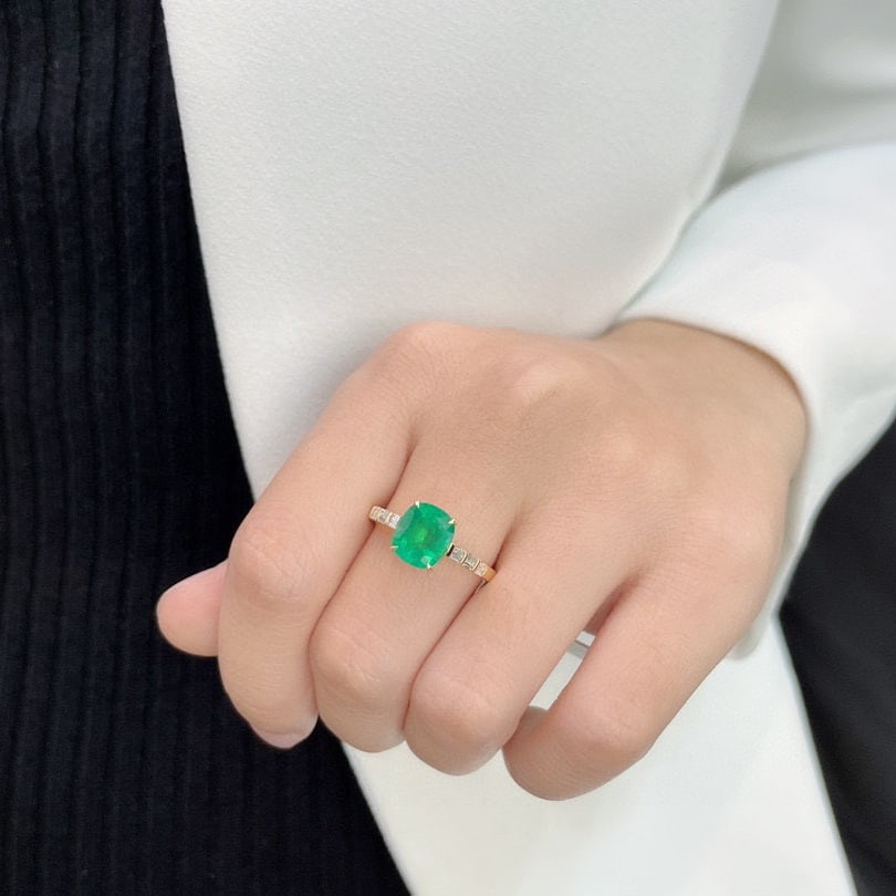 14K GOLD 2 CT VIVID GREEN NATURAL EMERALD & DIAMOND RING - 6