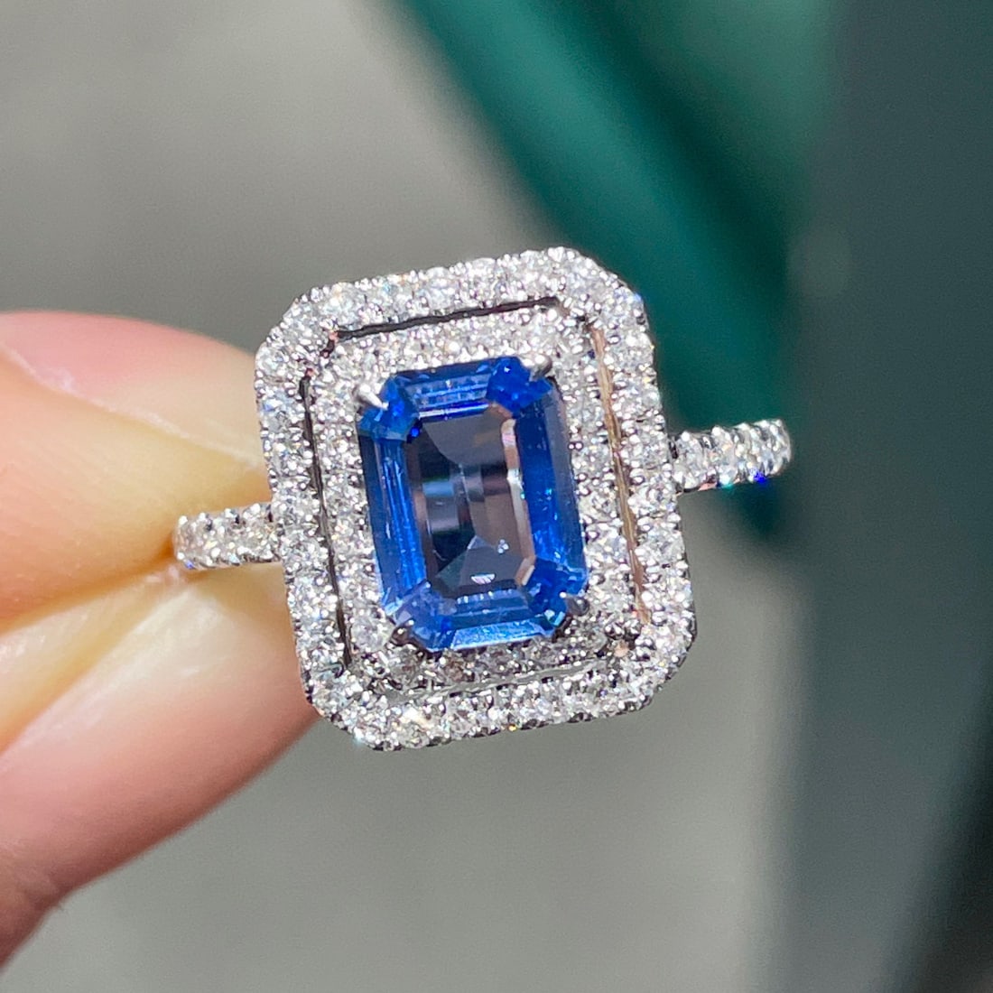 14K GOLD 1.78 CT NATURAL SAPPHIRE & DIAMOND RING - 3