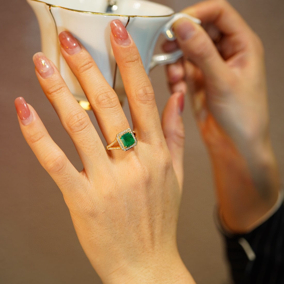 14K GOLD 2.13 CT VIVID GREEN NATURAL EMERALD & DIAMOND RING - 5