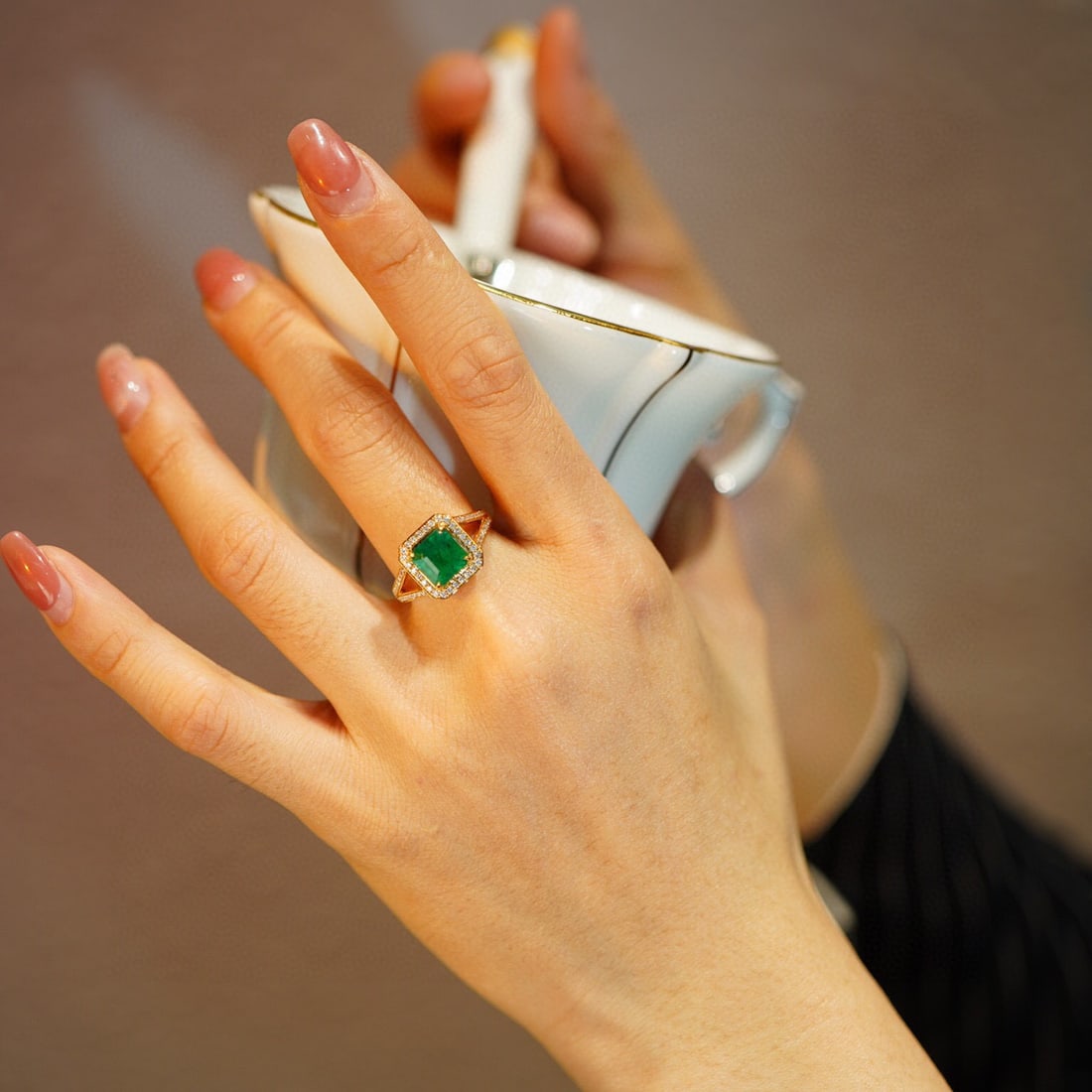 14K GOLD 2.13 CT VIVID GREEN NATURAL EMERALD & DIAMOND RING - 6