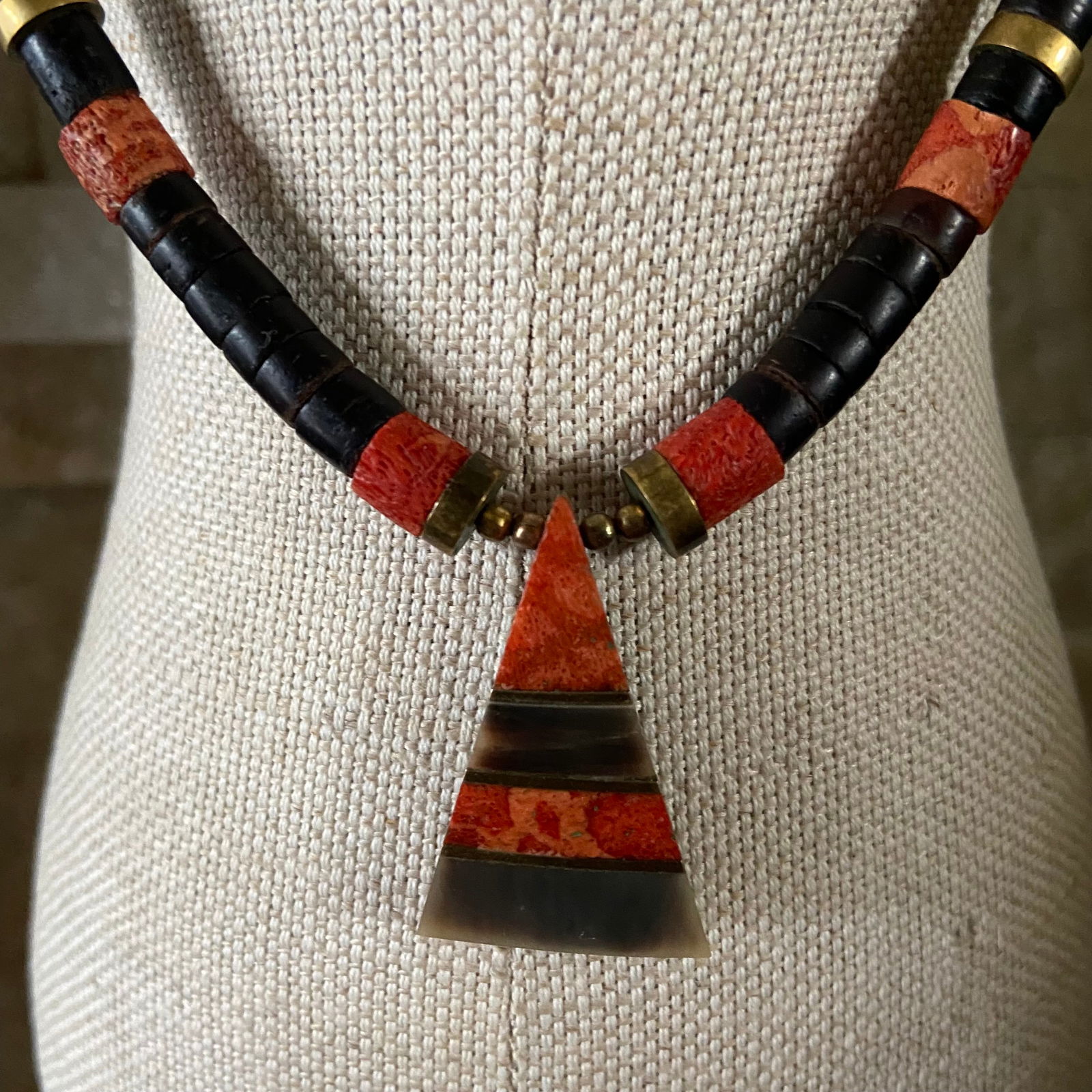 Vintage Apple coral black coral Horn Heishi Necklace - 2