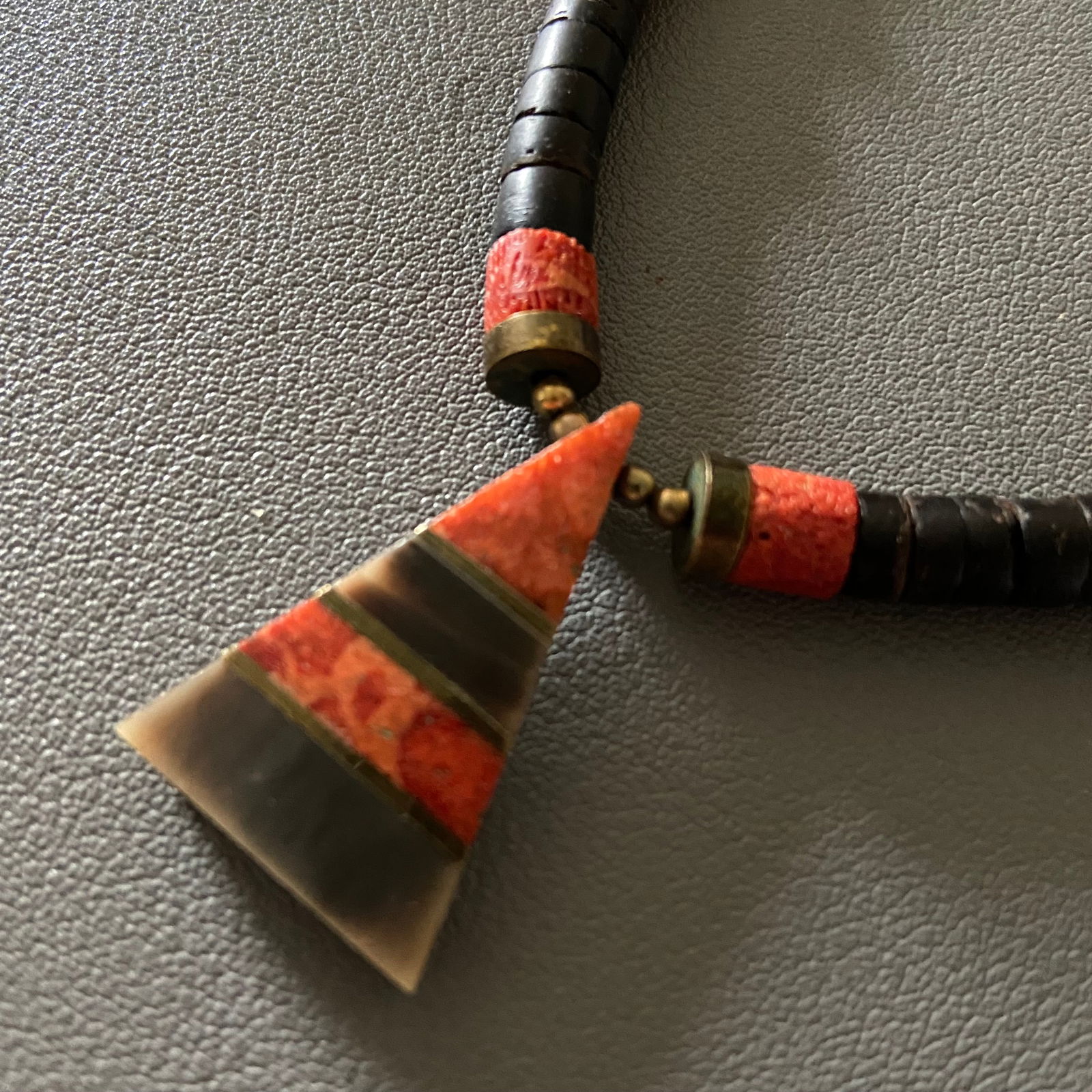 Vintage Apple coral black coral Horn Heishi Necklace - 5