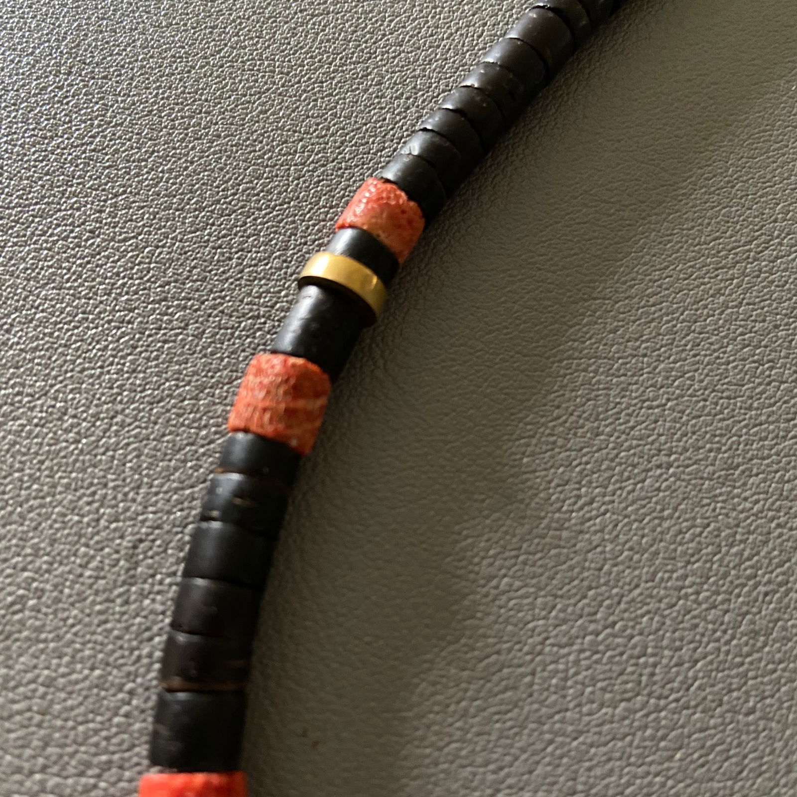 Vintage Apple coral black coral Horn Heishi Necklace - 7