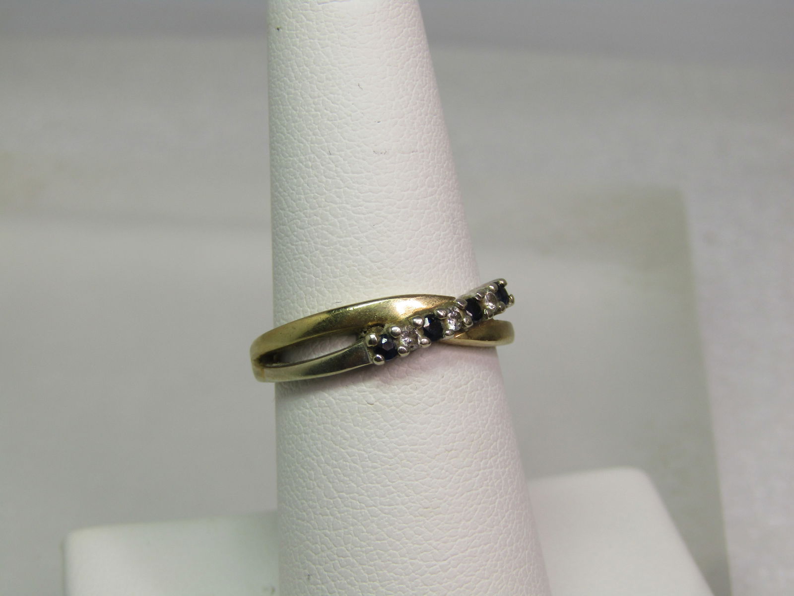 Vintage 10kt Crisscross Black Spinel Diamond Ring, Sz. 7, 1980's - 3