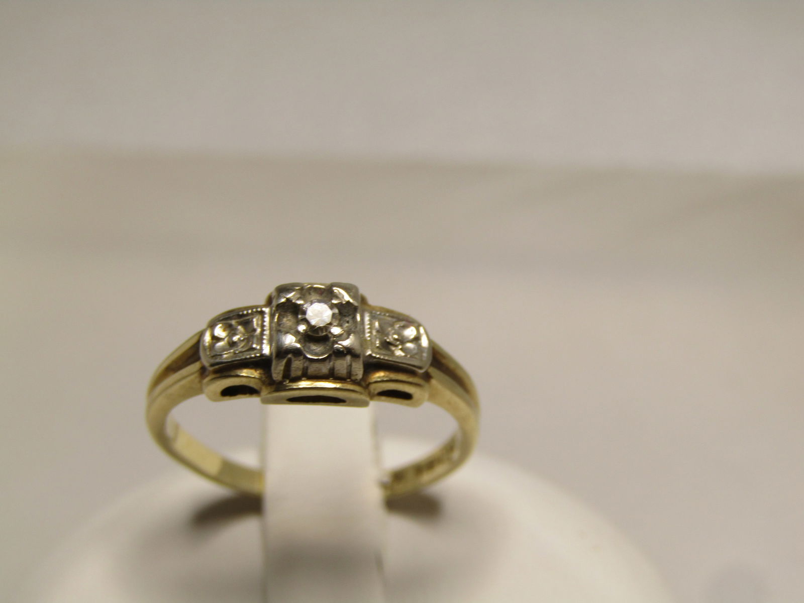 Antique14kt Diamond Engagement Ring, Sz. 6, Signed Columbia, 1920's-1930's: Title:Antique14kt Diamond Engagement Ring, Sz. 6, Signed Columbia, 1920's-1930'sDescription:Vintage to Antique 14kt Diamond Engagement Ring, Sz. 6, Signed Columbia, 1920's-1930's. This is in 14kt
