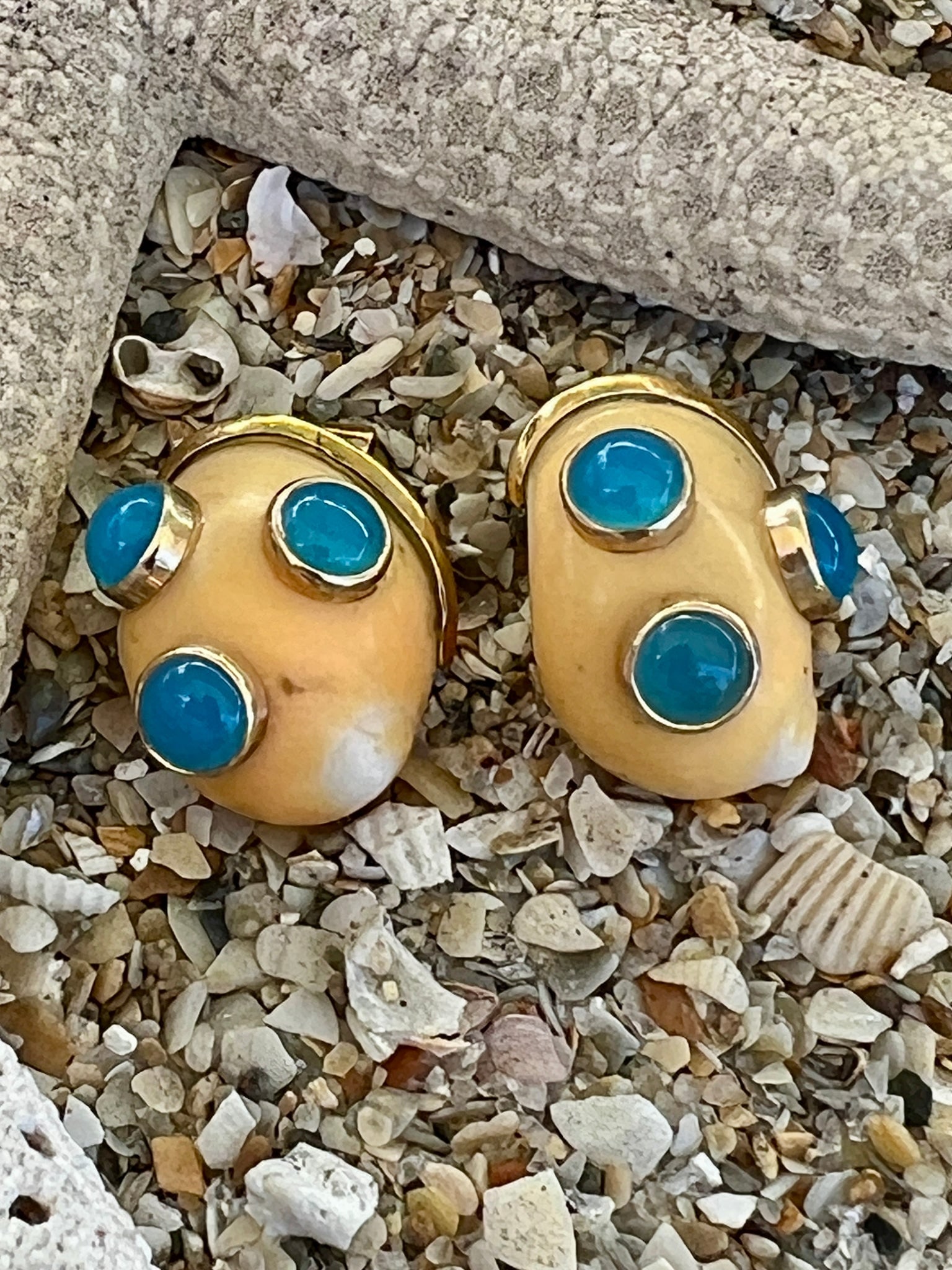 14-Karat Golden Nerite Earrings with Blueberry Oynx: Title:14-Karat Golden Nerite Earrings with Blueberry OynxDescription:Unusual Golden Nerite Earrings with three Round Blueberry Oynx cabochons on each - Signed CSS - 14-Karat Gold - 1" long - Post