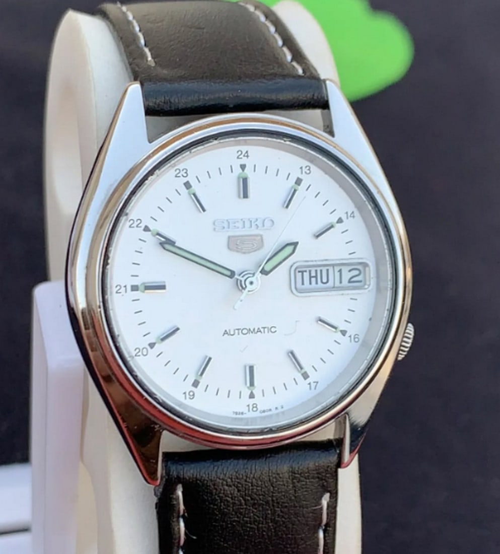 Vintage Seiko Automatic 7S26-6000 With Day / Date - 2