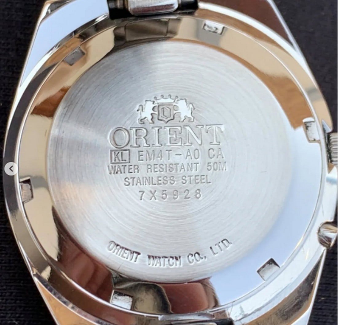 Vintage ORIENT 21 Jewals Automatic EM4T-A0 CA With Day / Date - 9