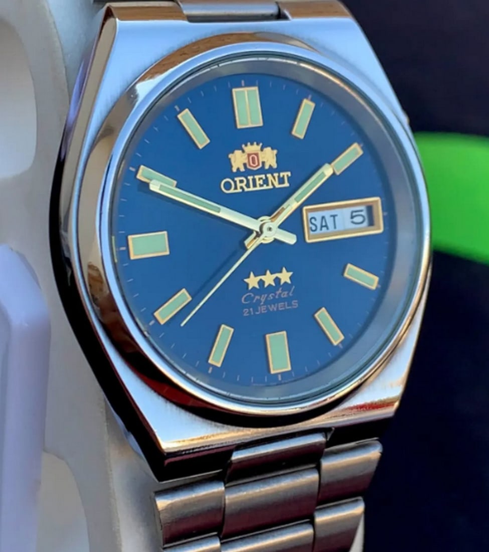 Vintage ORIENT 21 Jewals Automatic 469396-81 With Day / Date - 5