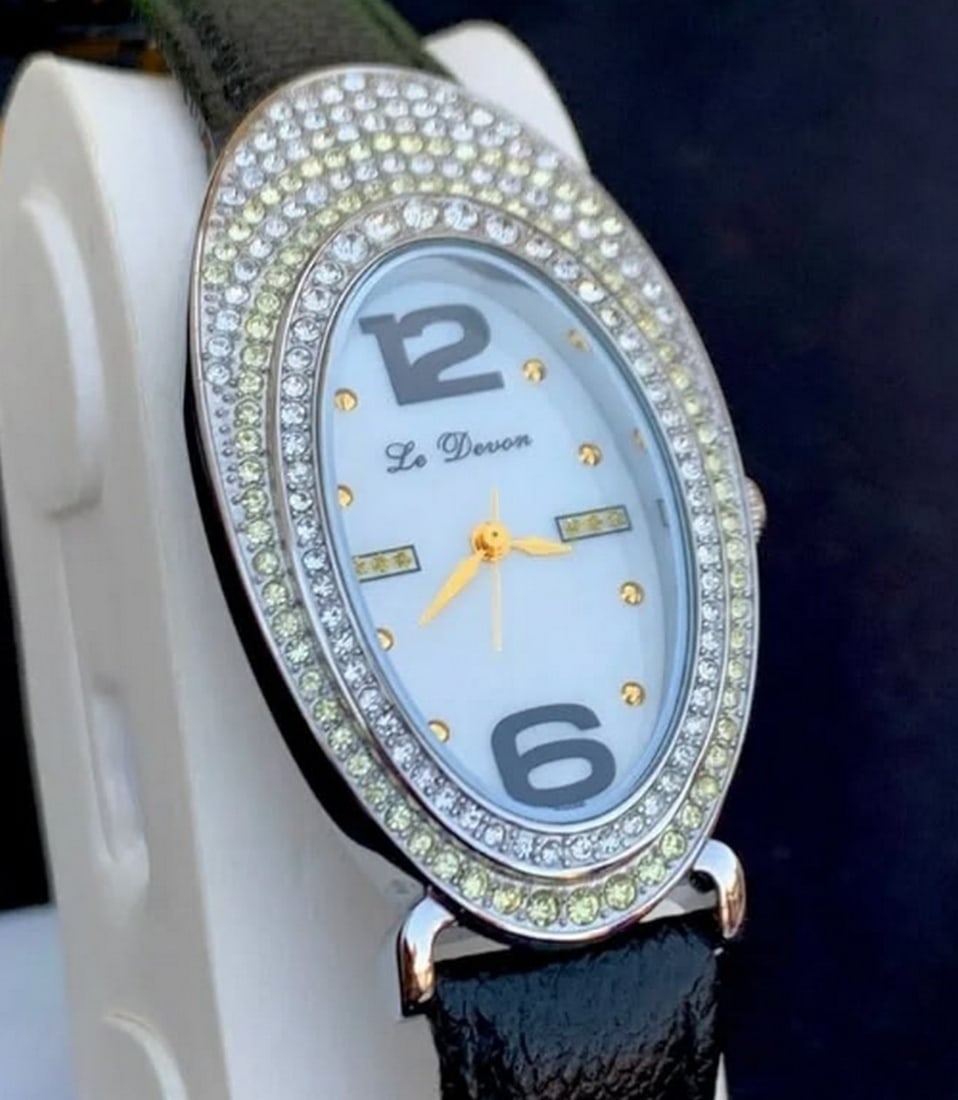 Le Devon Swiss Ladies Watch 3ATM DV5508WP - 3