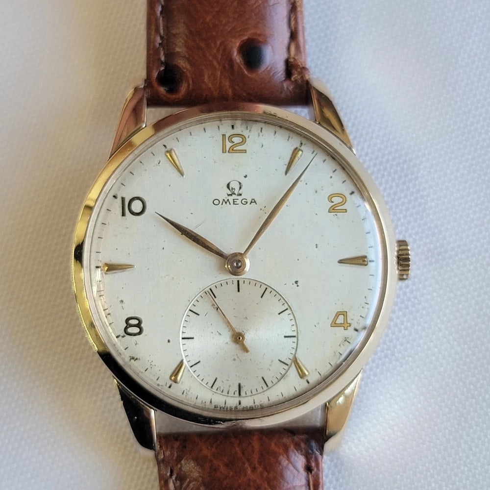 Omega Ref 2497-2 80 Micron Gold Capped Mens 1940s 35mm Vintage Manual Wind RA702: Title:Omega Ref 2497-2 80 Micron Gold Capped Mens 1940s 35mm Vintage Manual Wind RA702 Description:Luxurious classic, Men's Omega 80 micron gold-capped manual wind dress watch, c.1947, in excellent wo