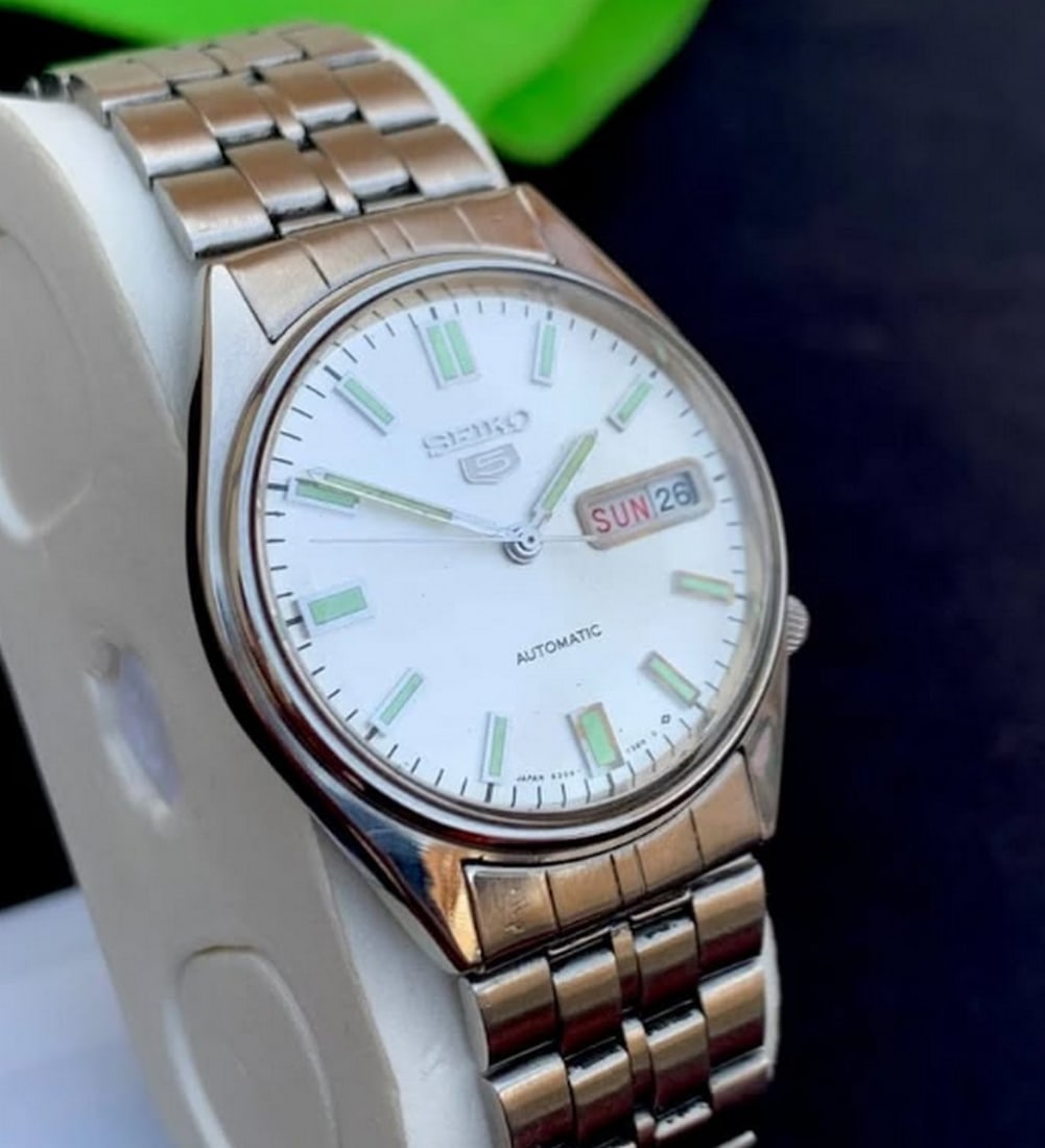 Vintage Seiko Automatic 6309-7310 With Day / Date - 3