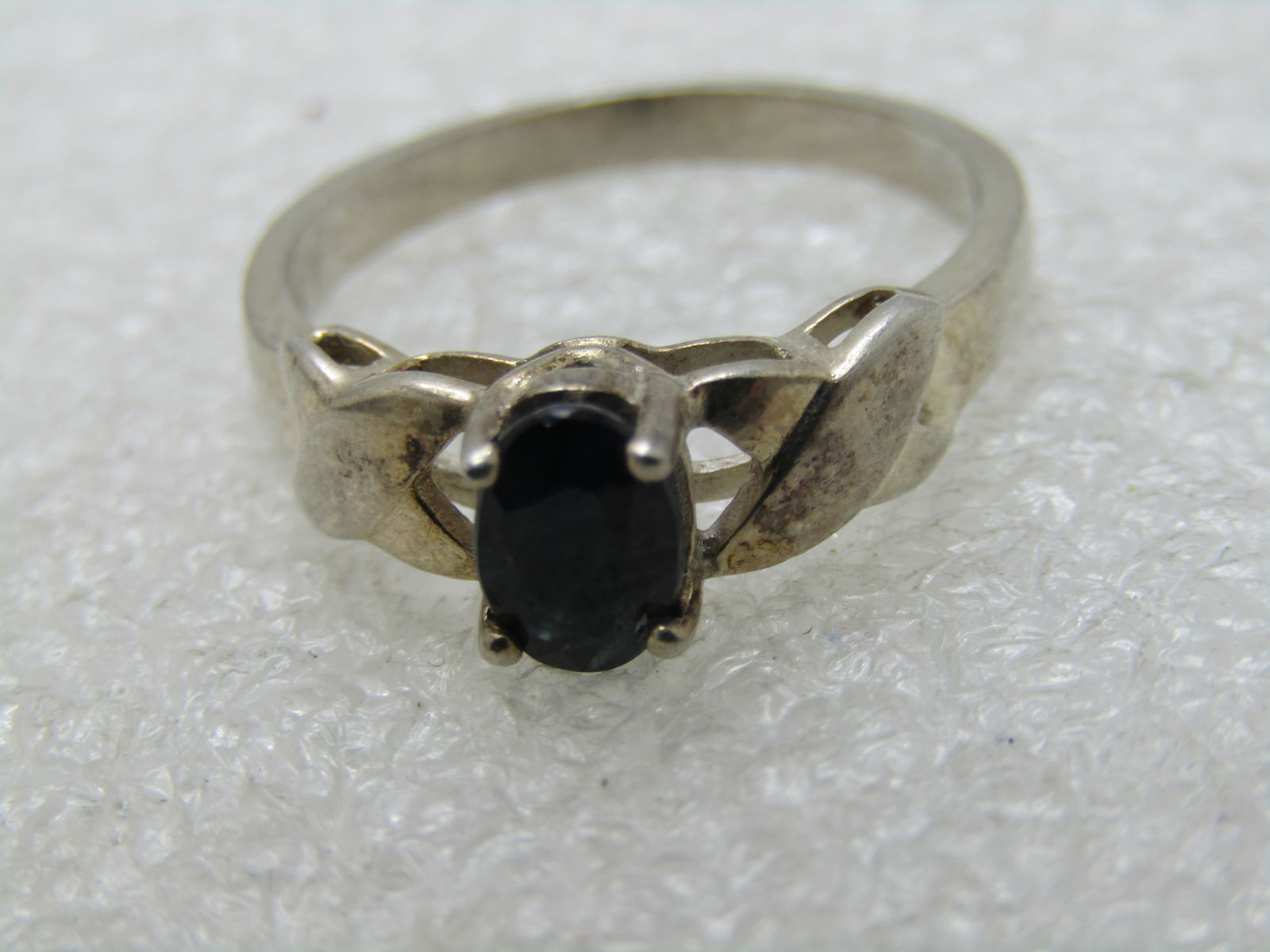Vintage Sterling Black Spinel Ring, Criss-Cross Band, .75 CT, Sz. 8.25 - 3