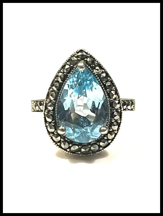 Vintage Sterling Silver Blue Topaz and Marcasite Statement Ring - 3