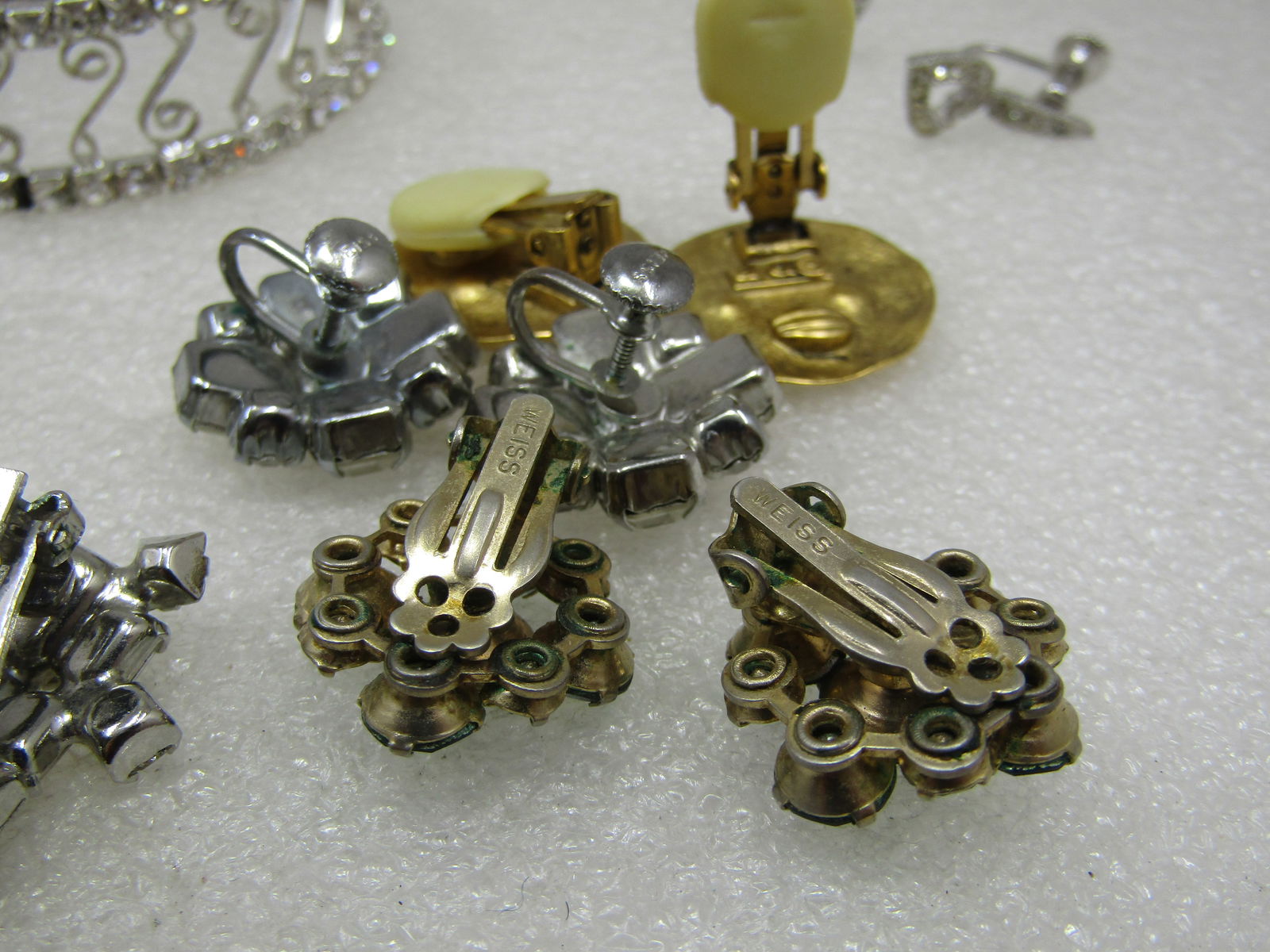 Vintage 7 Rhinestone Earrings Bracelet Lot, Weiss, DB, Austria - 6