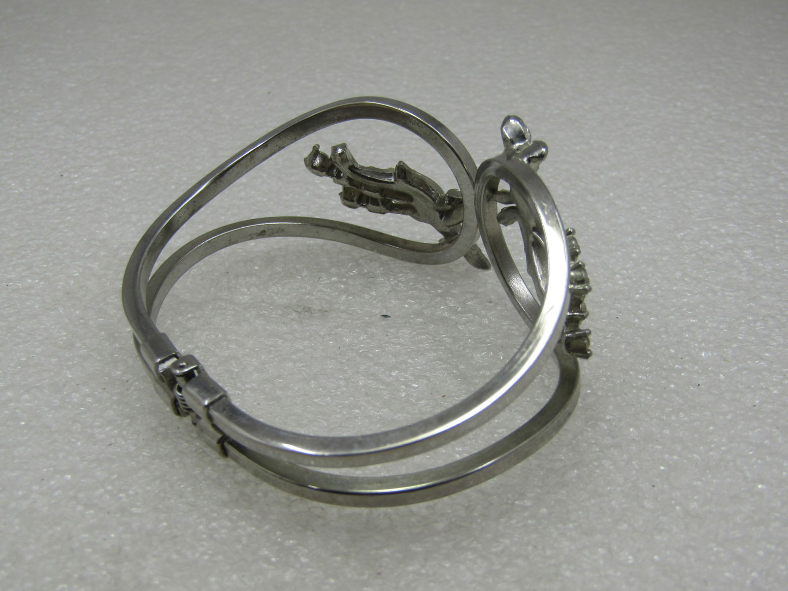 Vintage Rhinestone Hinged Clamper Bracelet, 6.5", Art Deco Accents. - 5