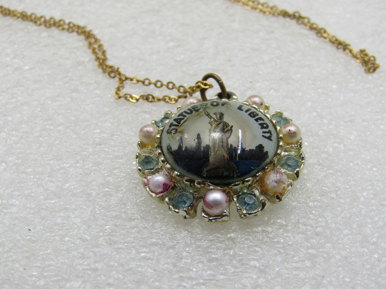 Vintage Statue of Liberty Souvernir Necklace, 17.75", 1950's-1960's - 7