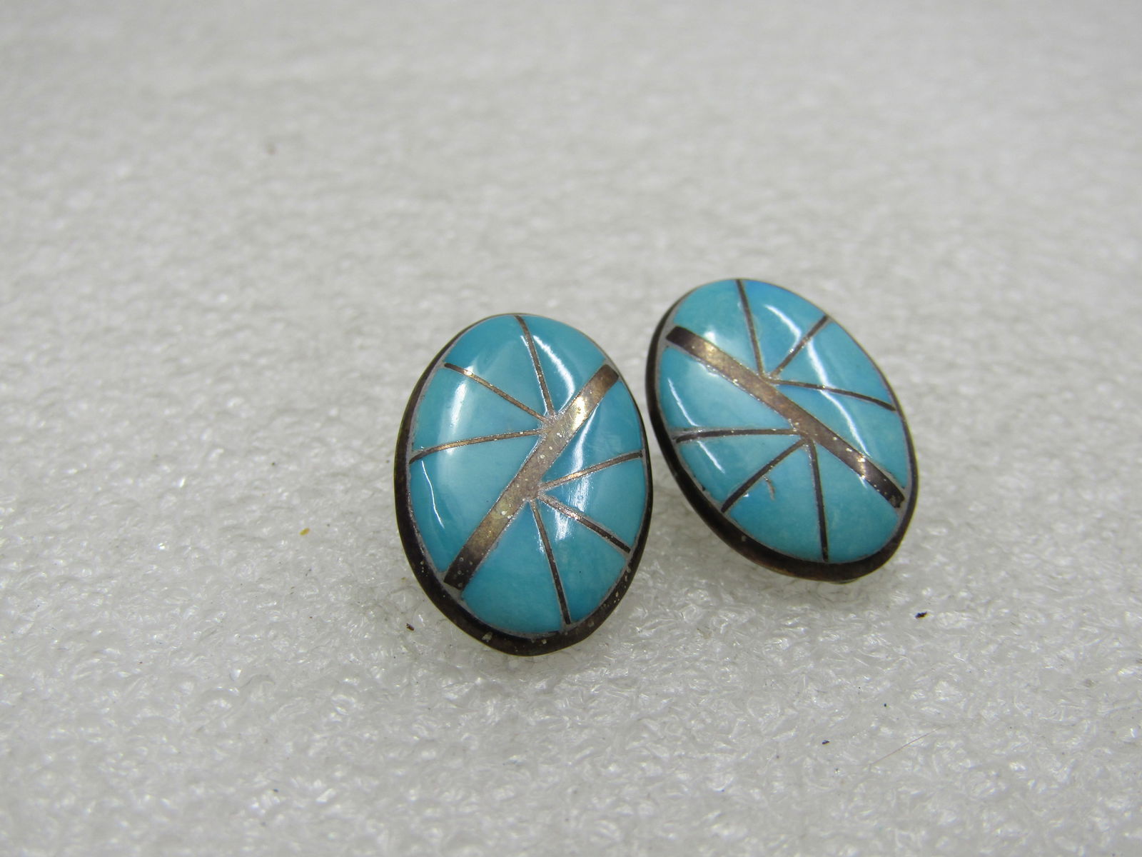 Vintage Sterling Southwestern inlaid Turquoise Clip Earrings, 3/4" - 2