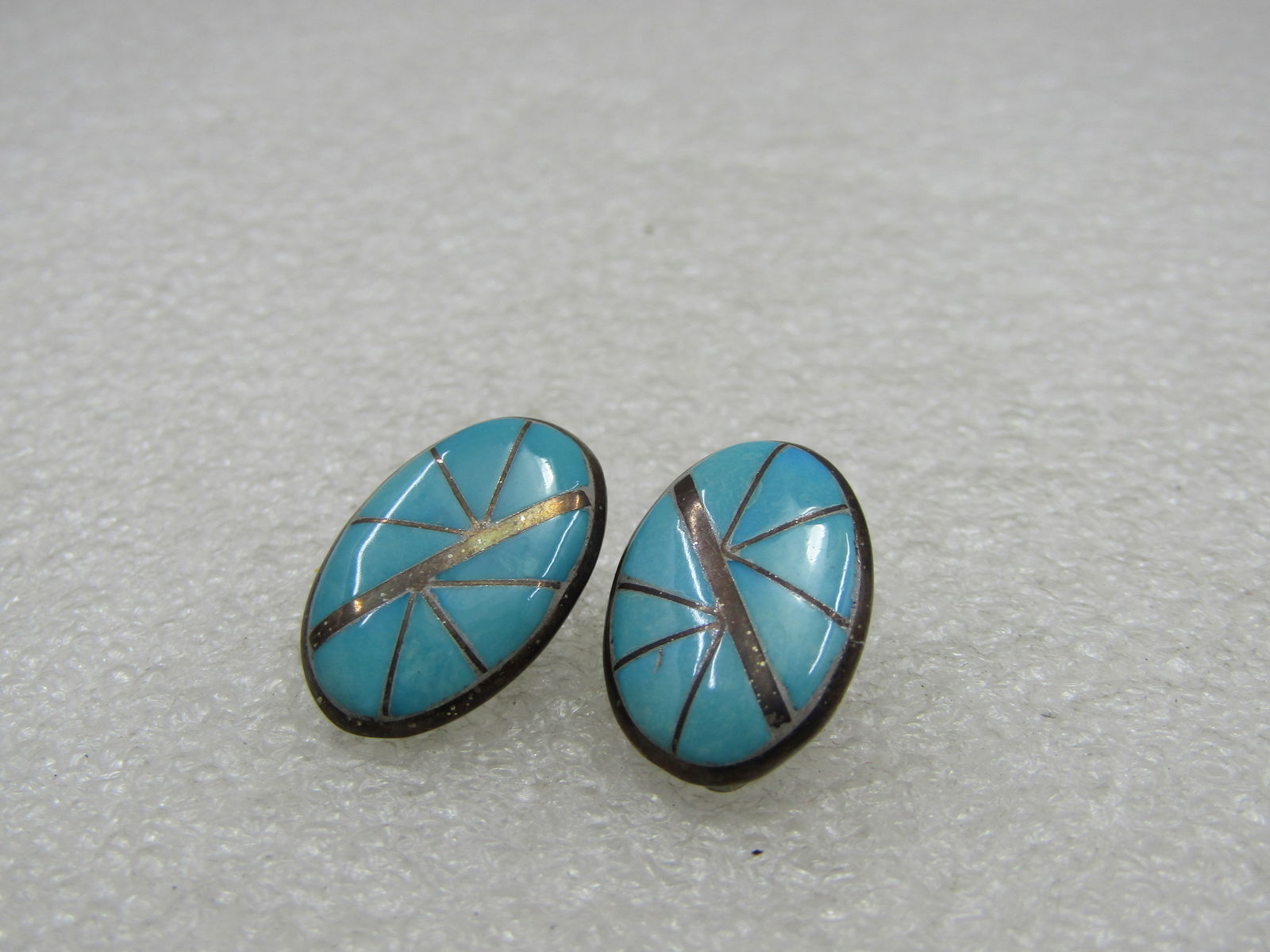 Vintage Sterling Southwestern inlaid Turquoise Clip Earrings, 3/4" - 3