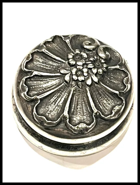 Antique Sterling Silver Trinket/Keepsake Case with Raised Floral Design - 2