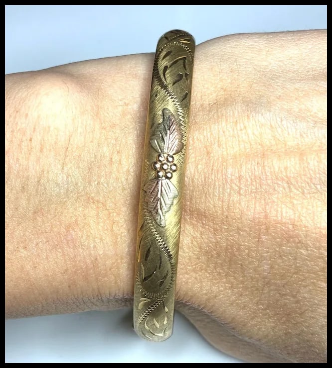 Vintage Carl Art 14k GF Bangle Bracelet with Leaf Detail - 6