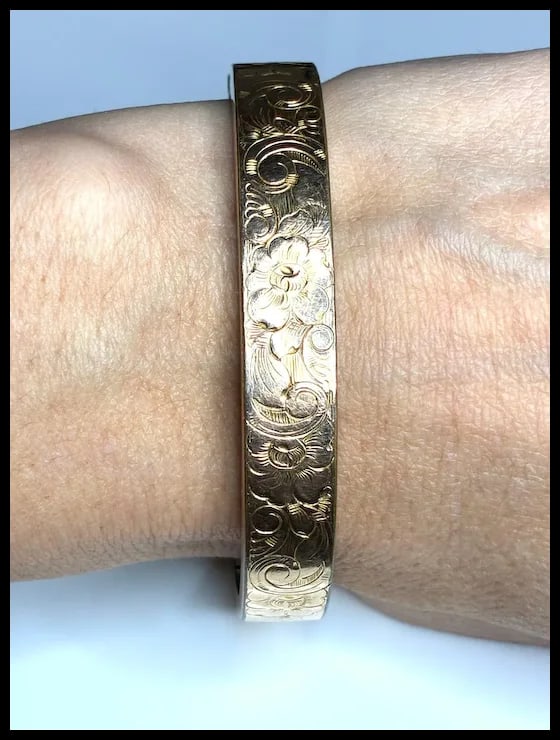 Vintage F&D Gold Filled Etcged Bangle Bracelet with the Initials JC Inside - 7