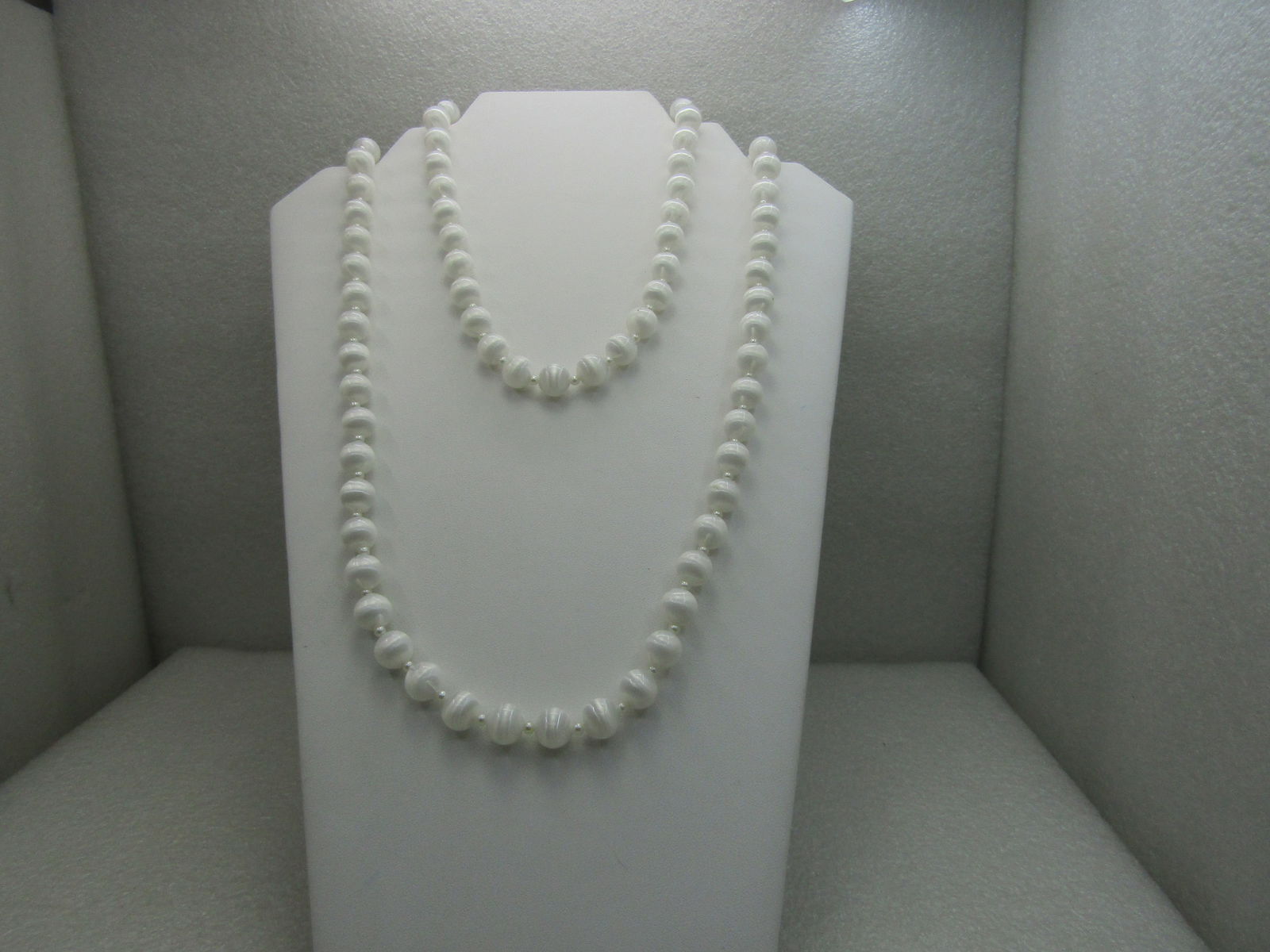 Vintage White Beaded Necklace, Choker, Clip Earrings Set, Sarah Coventry - 2