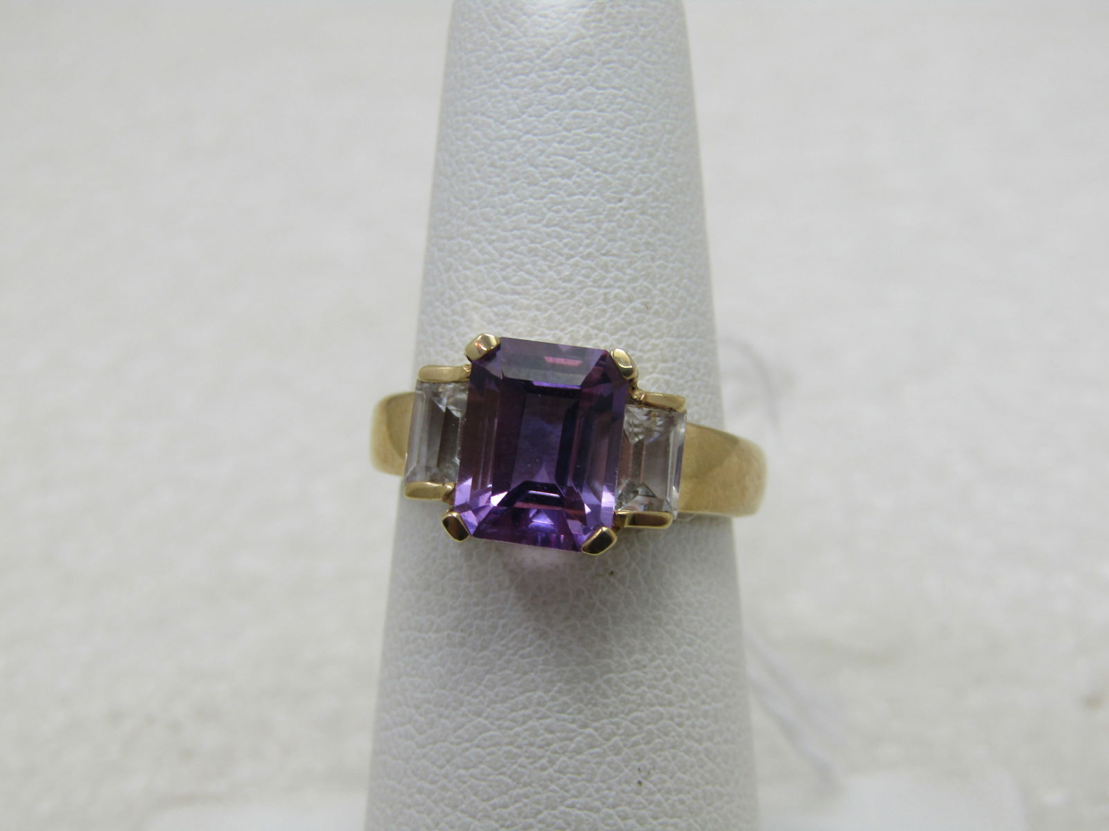 Vintage 10kt Amethyst White Topaz Ring, Sz. 6, 2.89 gr. L - 6