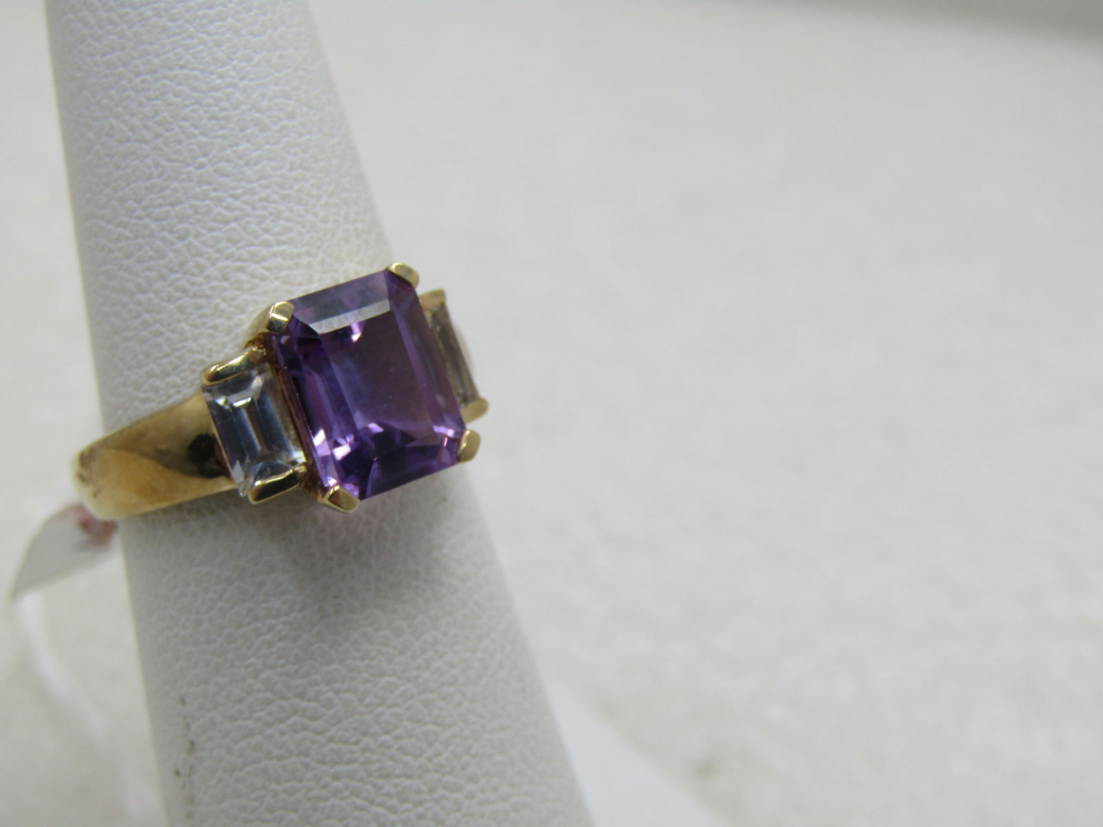 Vintage 10kt Amethyst White Topaz Ring, Sz. 6, 2.89 gr. L - 7