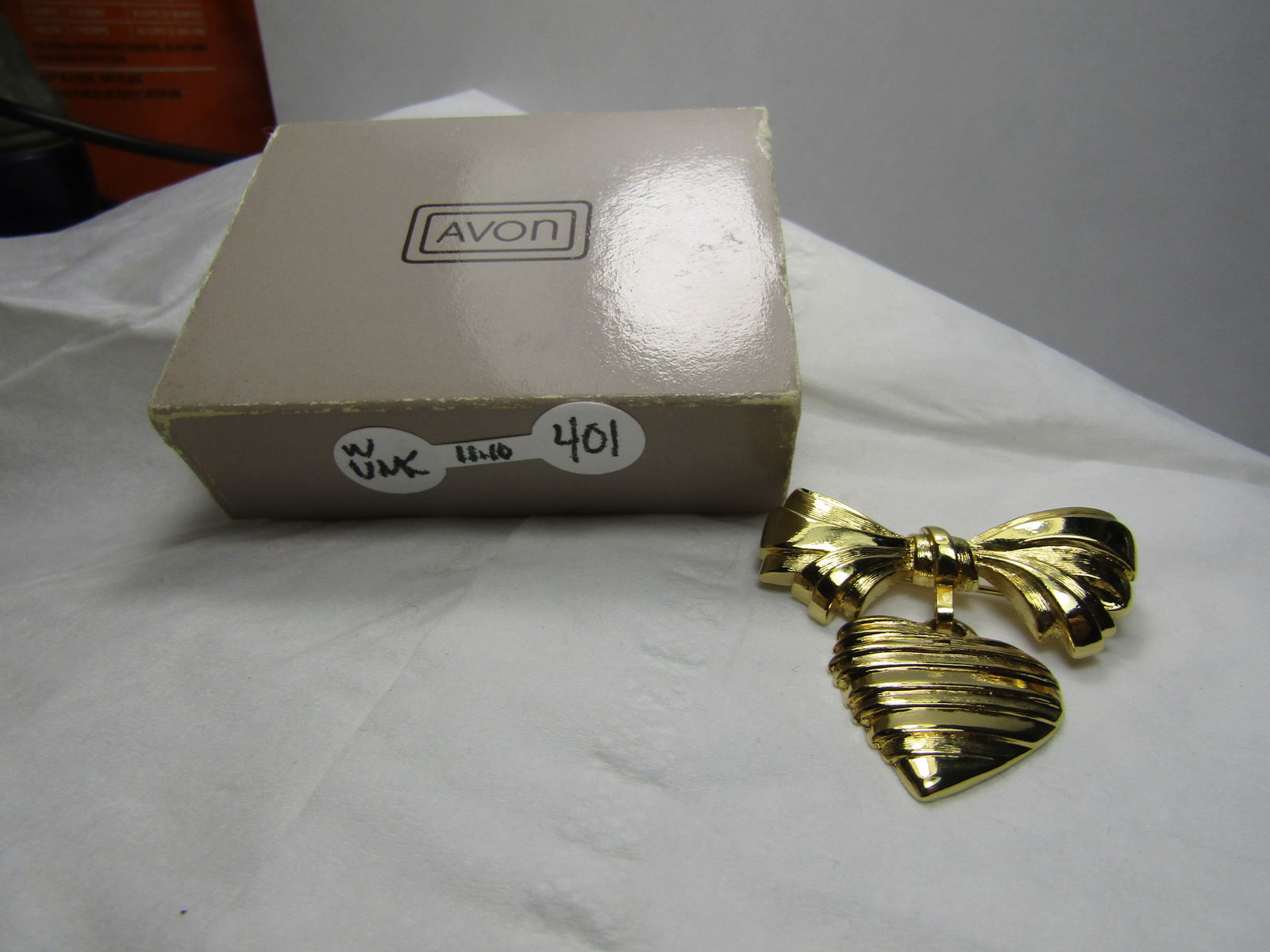 Vintage Avon Heart & Bow Sentiments Brooch, I Love You Mother, Original Box & Sleeve - 5