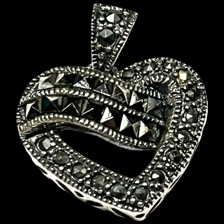 Vintage Marcasite Heart Pendant (1 of 5)