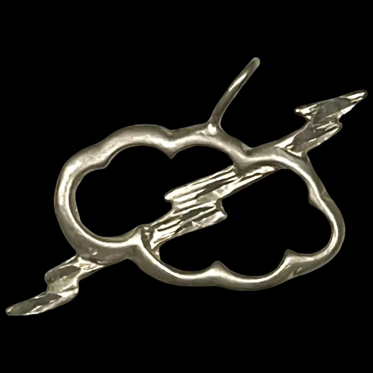 Vintage Silver Lightning Bolt and Cloud Charm Pendant: Title: Vintage Silver Lightning Bolt and Cloud Charm Pendant Description: Vintage Silver Lightning Bolt and Cloud Charm PendantHallmarked: No Hallmark SeenWeighs .75 gramsMeasures Approx. 1 x .50 inch