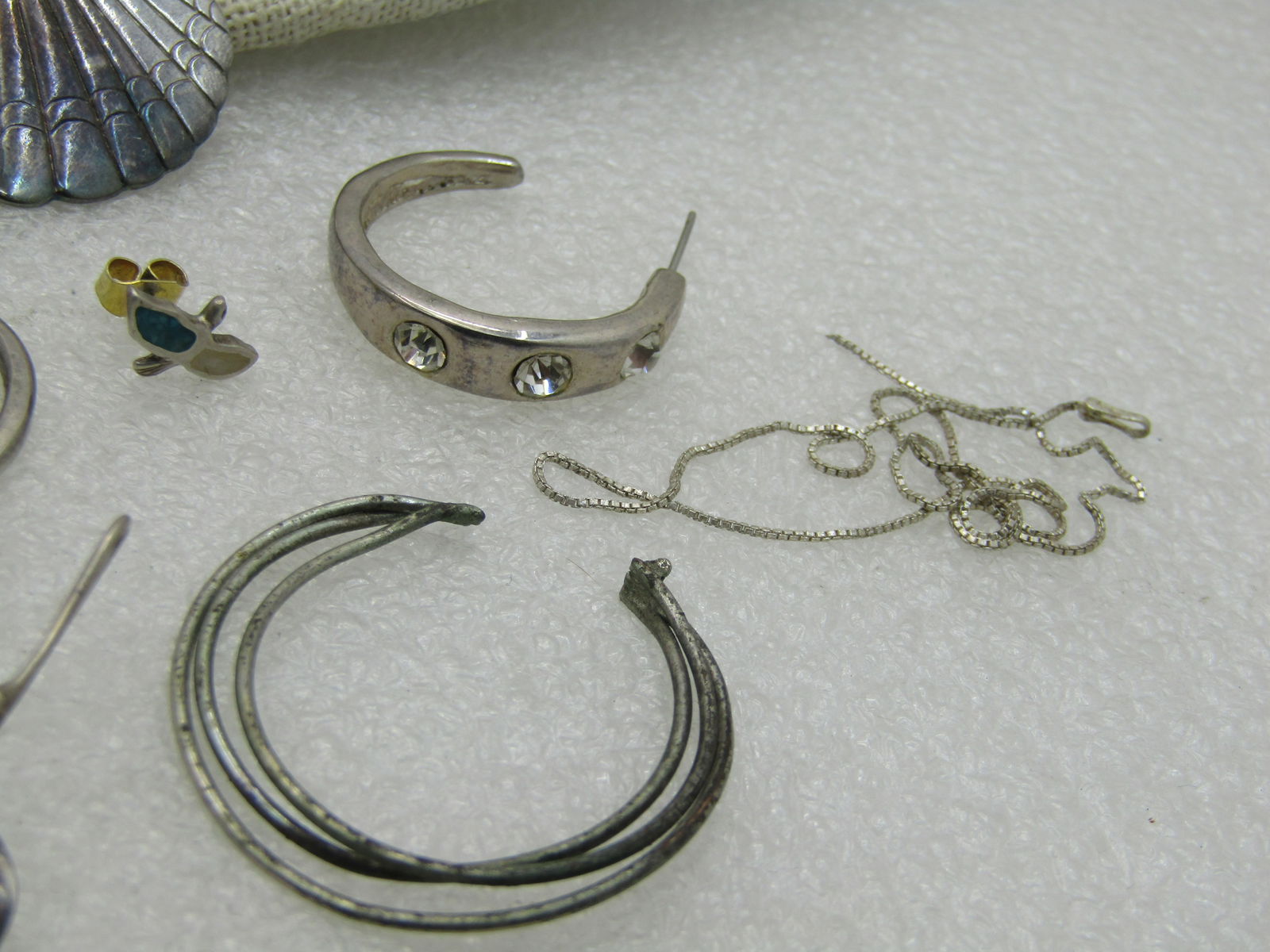 14 Single Sterling Earrings, Laurel Burch Shell, Plus Other Pieces, Appx. 45.20 gr. - 5