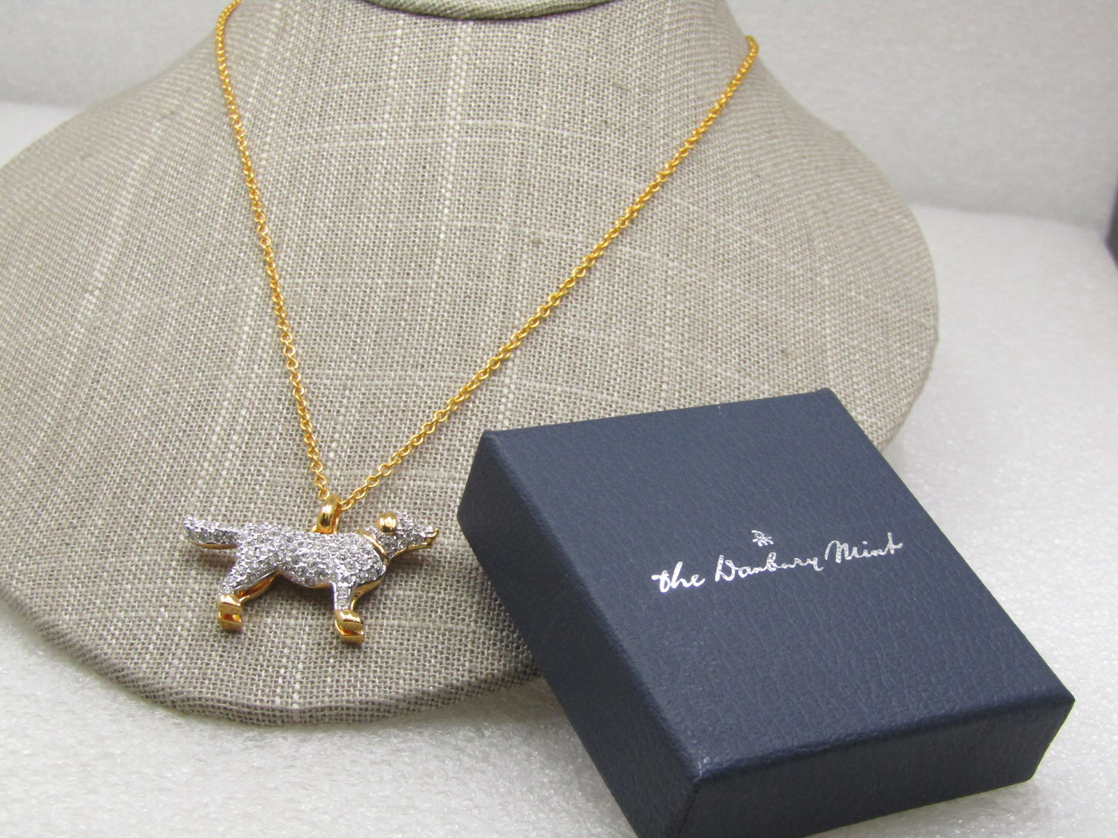 Danbury Mint Rhinestone Retreiver Necklace, 20", Original Box - 9