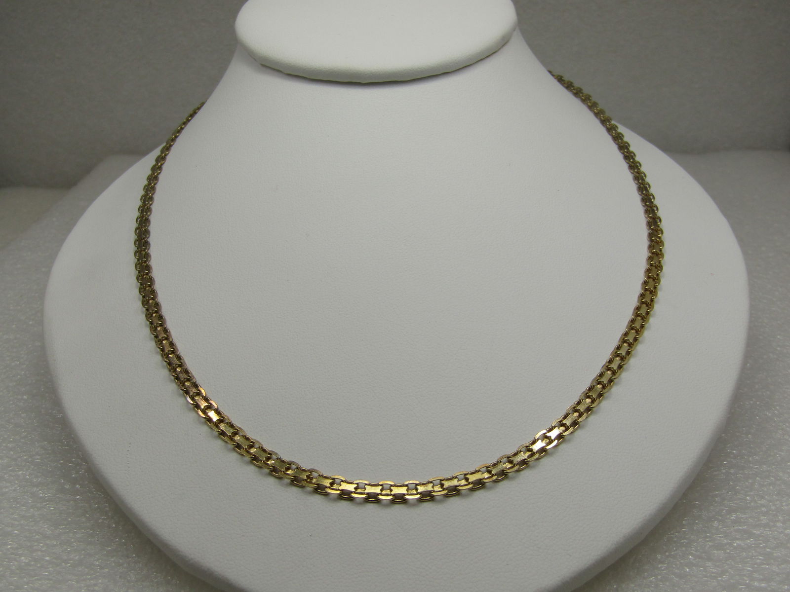 Vintage Sterling Gold Washed Mesh Link Necklace, 19", 3.5mm: Sterling Gold Washed Mesh Link Necklace, 19", 3.5mm, Signed with a Star and horizontal lines for the maker's mark and marked .925 and Italy. Tested and weight is appx. 11.85mm. Very good condition. Ag