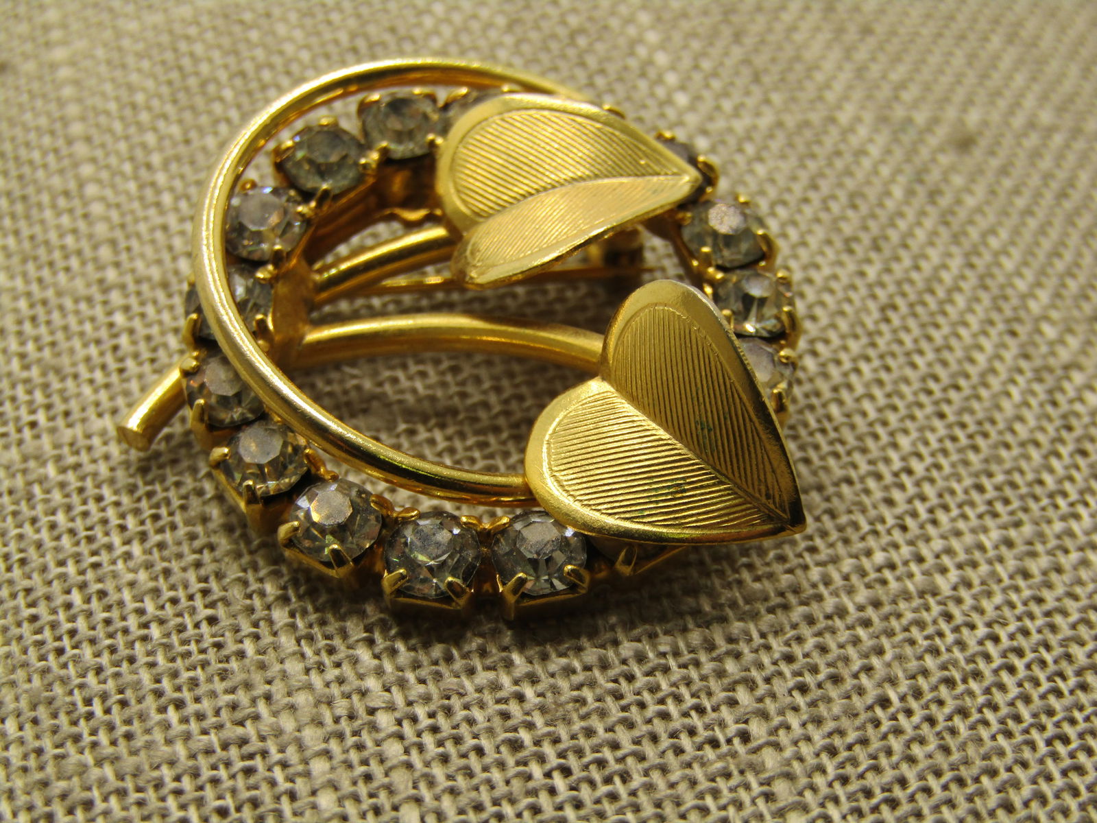 Vintage Clear Rhinestone Leaf Circle Brooch, 1960's - 2