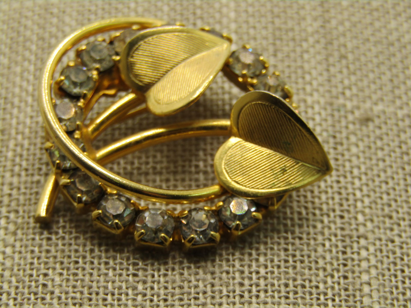 Vintage Clear Rhinestone Leaf Circle Brooch, 1960's - 5