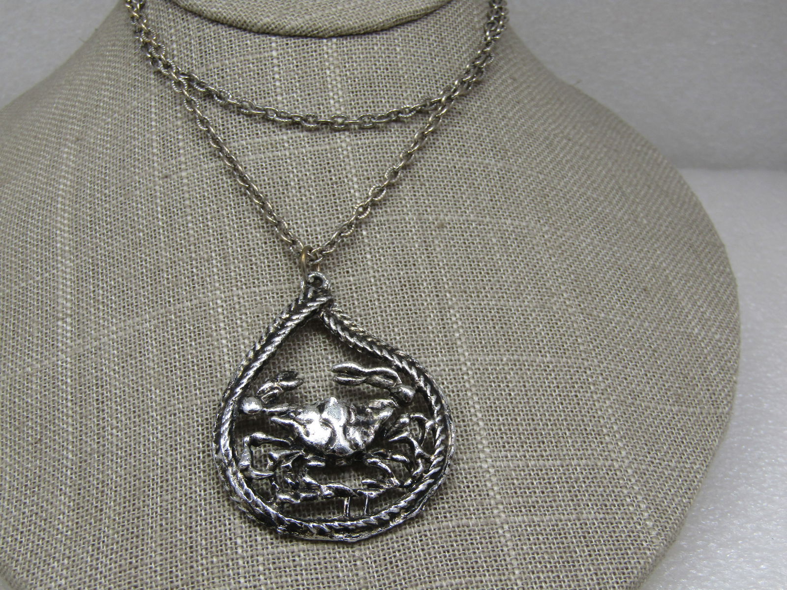 Vintage Crab Necklace - Zodiac. 24", 1960's-1970's - 3